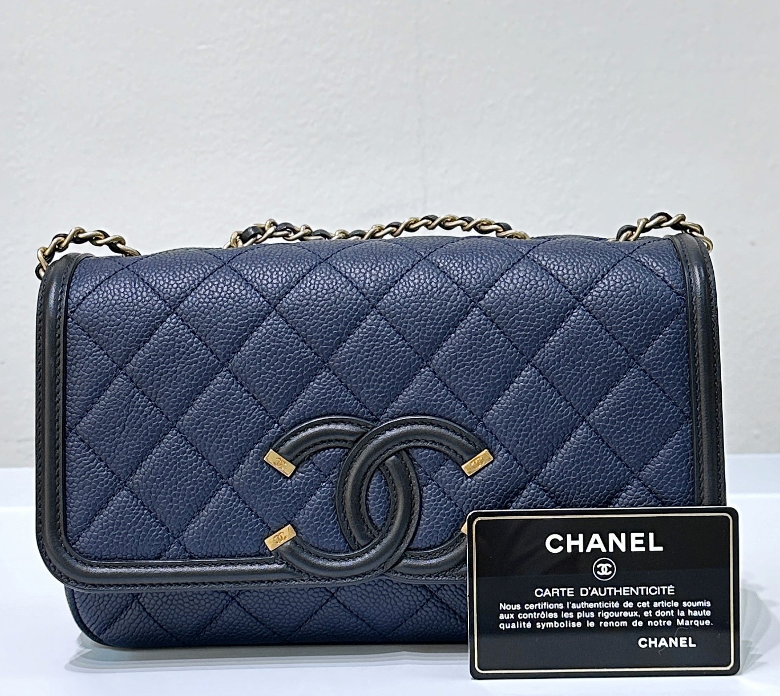 Chanel filigree flap bag sale