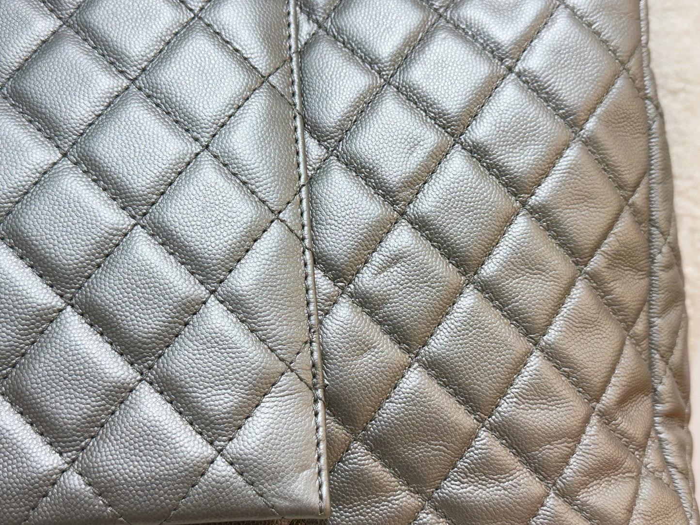 Chanel 2017 Caviar Classic Quilted XXL Travel Flap shoulder bag Metallic Silver SHW 2257 holo card