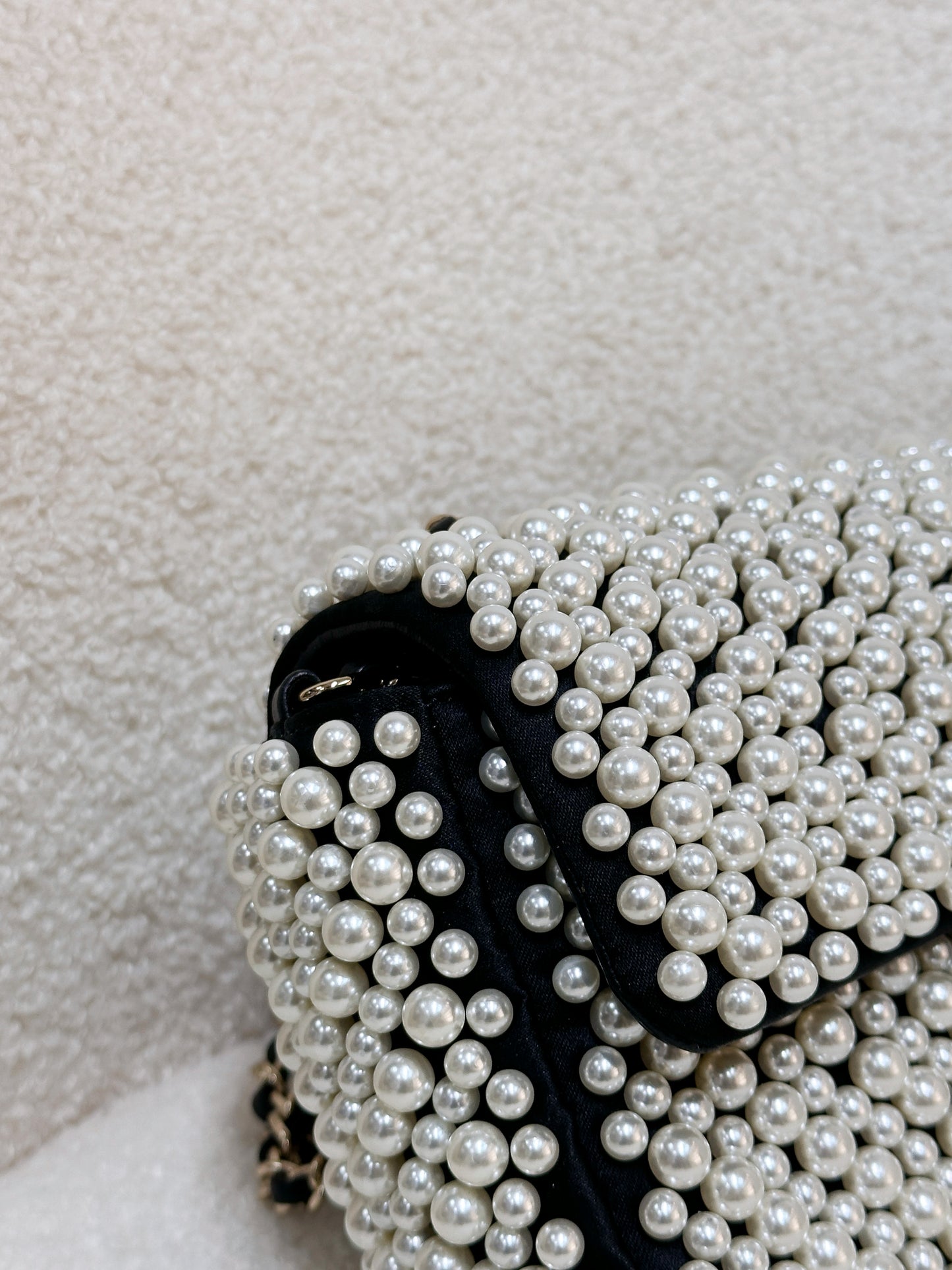 Chanel 19S Pearl On Flap Mini Rectangular Bag LGHW 2750 holo card