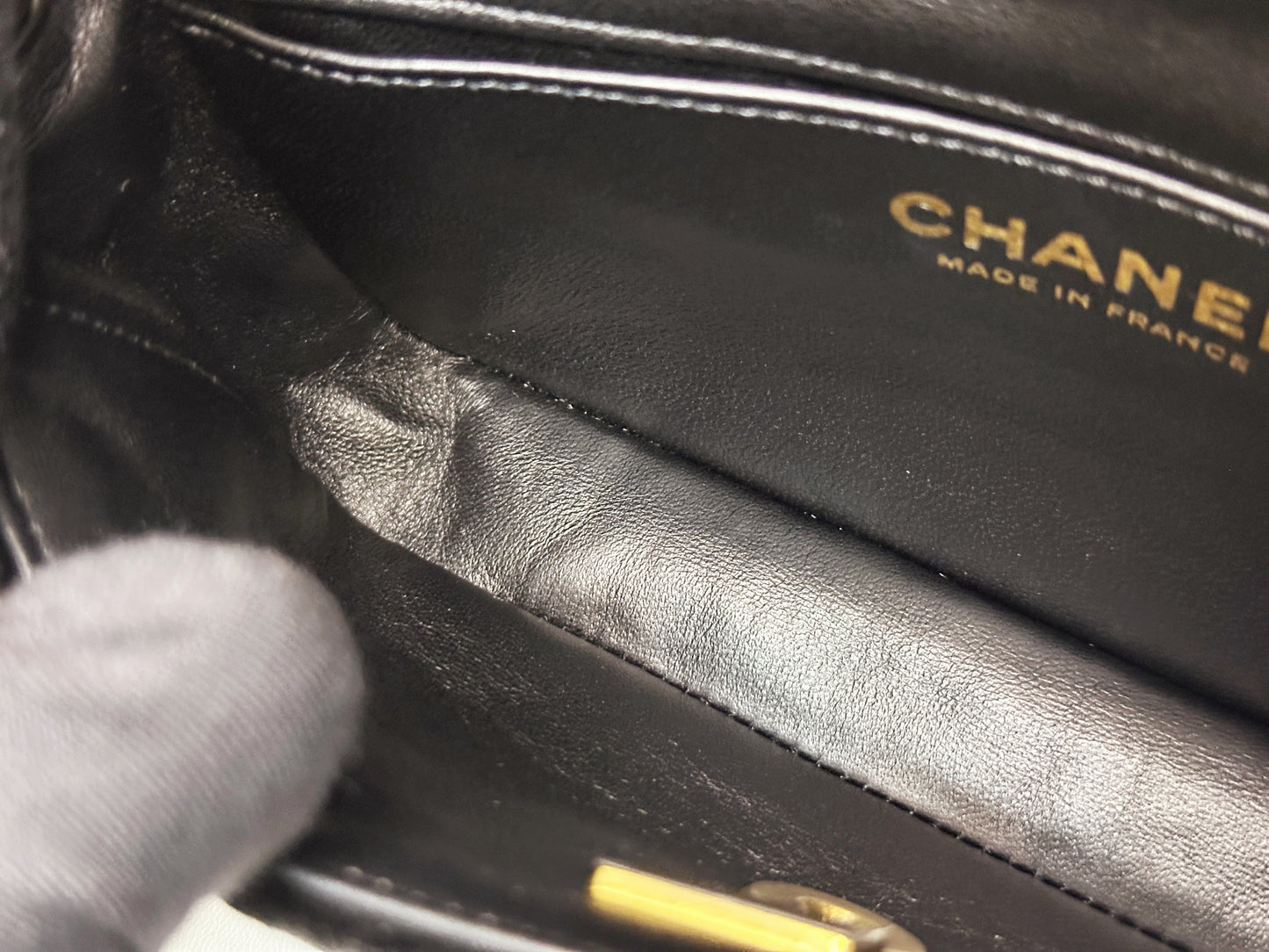 Chanel Mini Black Velvet Pearl Flap Bag X53U microchip