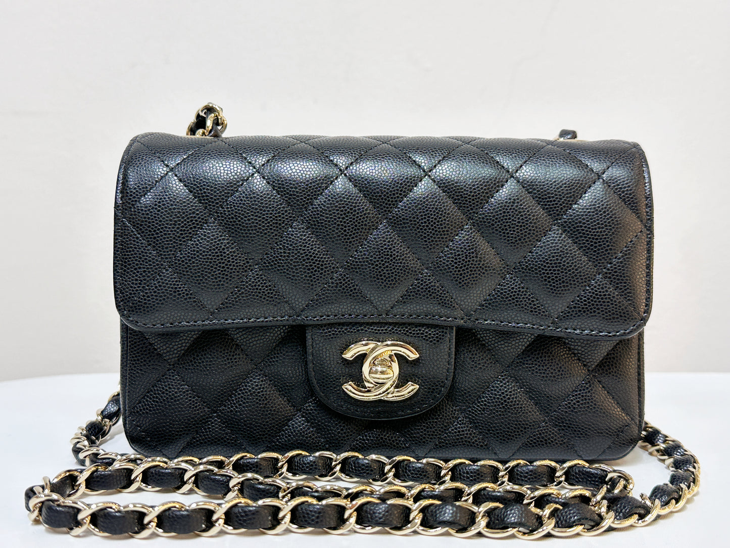 Chanel Caviar Classic Quilted Mini Rectangular Flap black GHW 2353 holo card