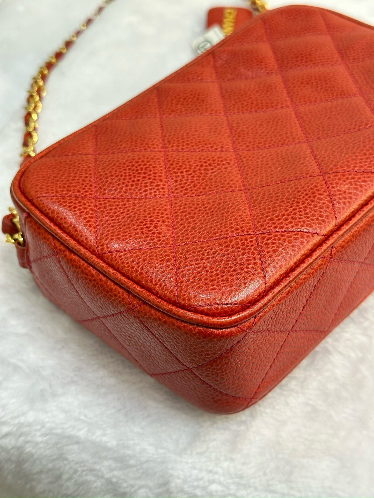 Chanel Caviar Quilted Camera Case Red