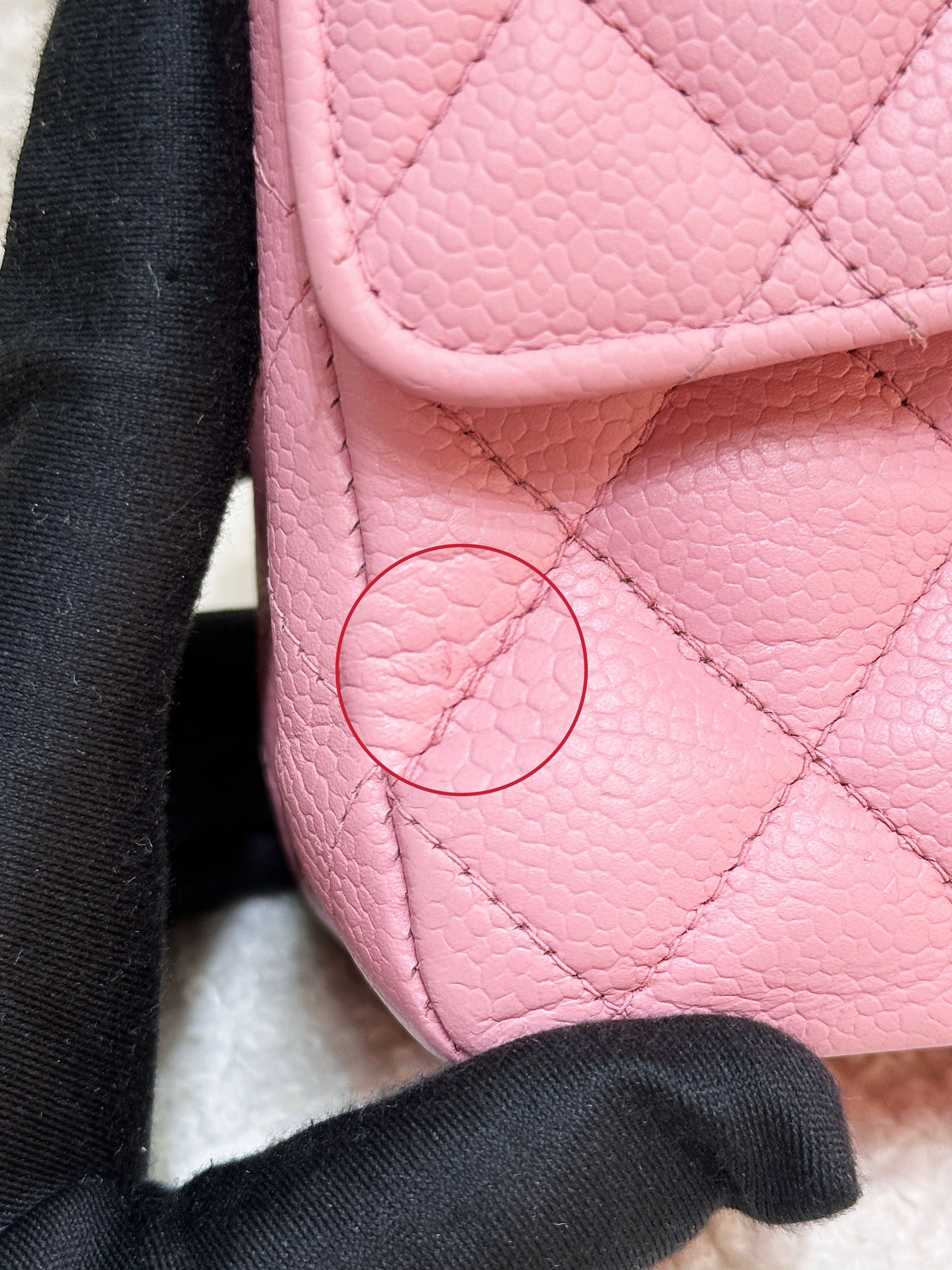 Chanel Medium Vintage Sakura Pink Caviar Classic Double Flap Bag 24K GHW 86 holo(body lightly touched)