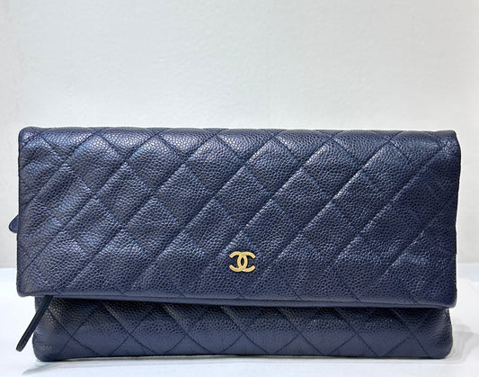 Chanel Beauty CC Clutch Quilted Caviar Blue