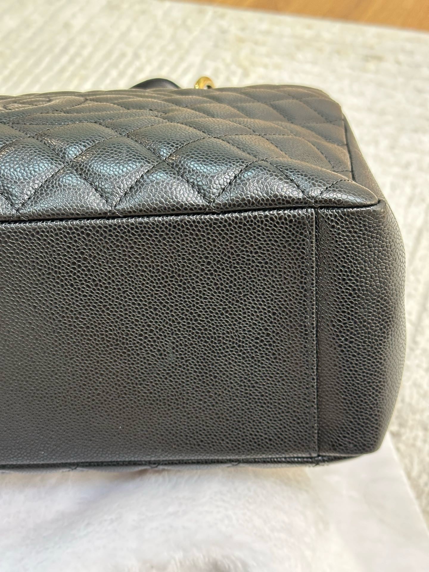 Chanel Caviar Grand Shopping Tote GST Black GHW