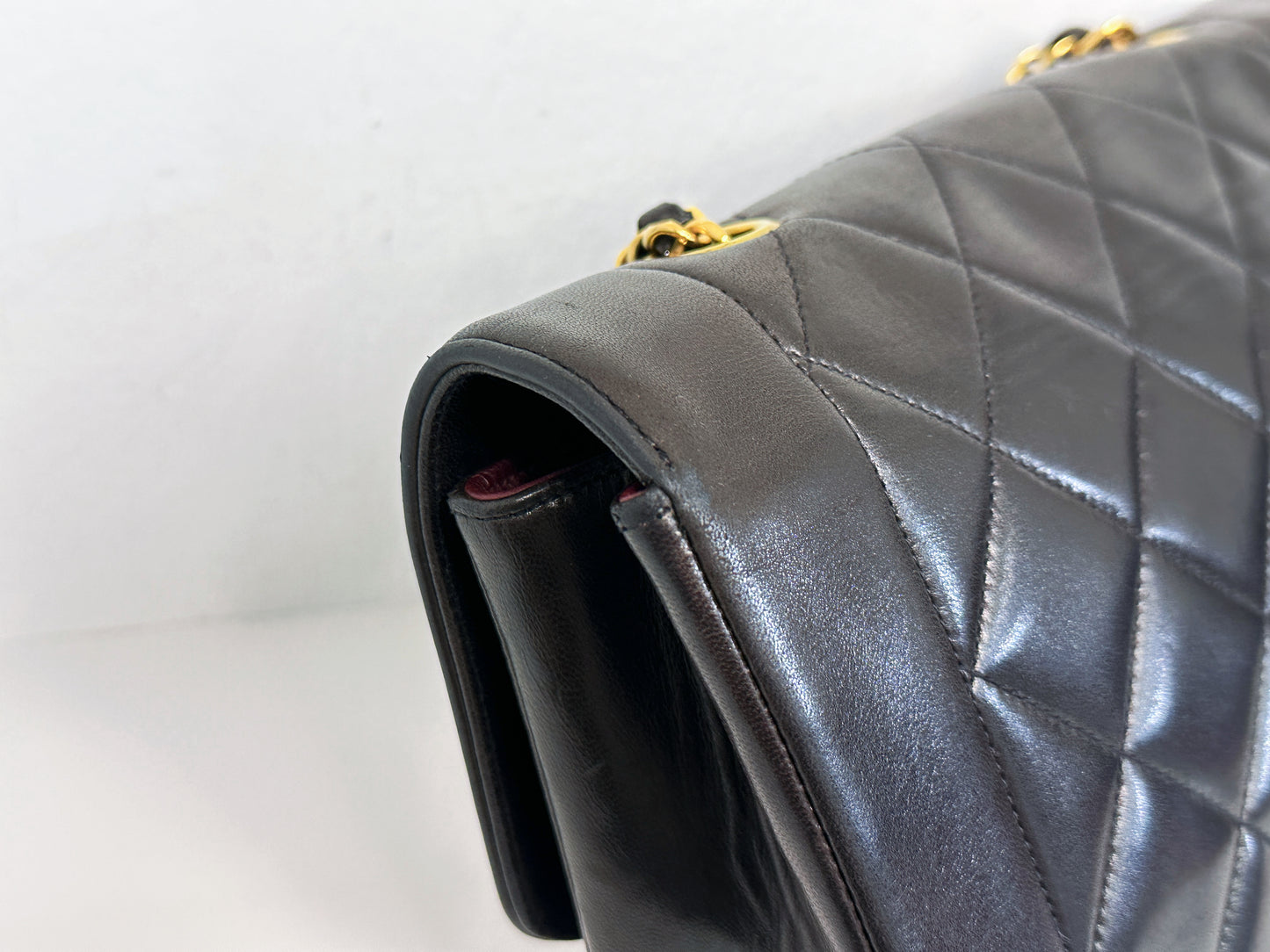 Chanel Vintage Quilted Diana Flap Bag Black Lambskin 25 holo card