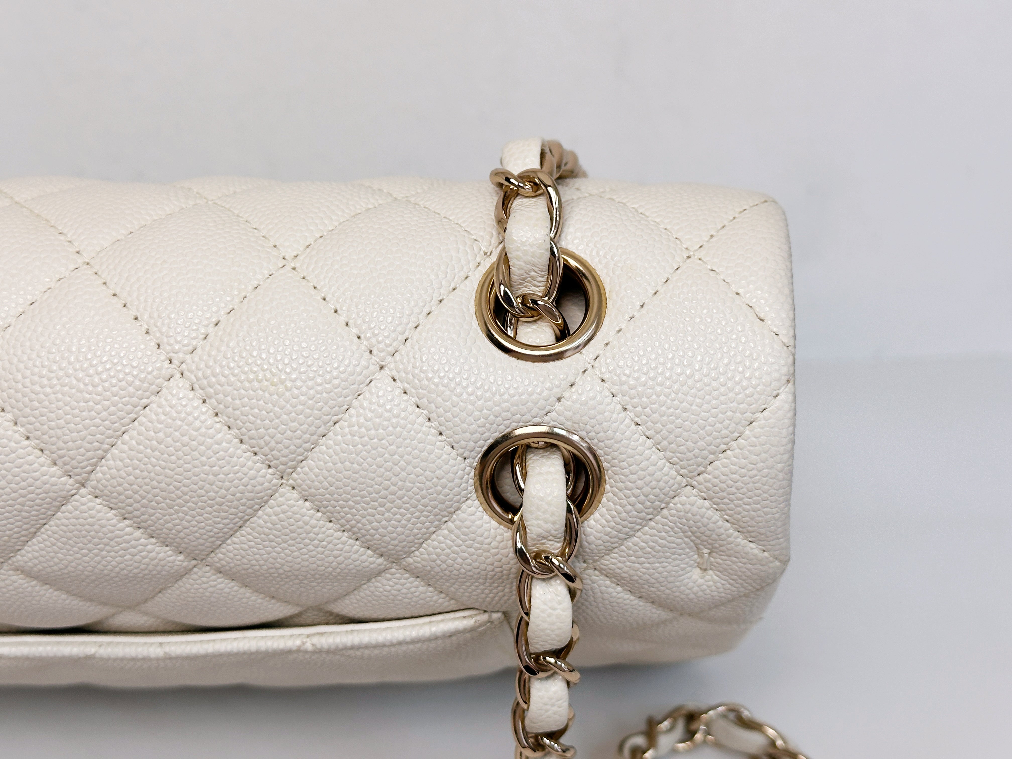 Chanel Medium Caviar Classic Quilted Double Flap White Light Beige Bag LGHW L45J microchip