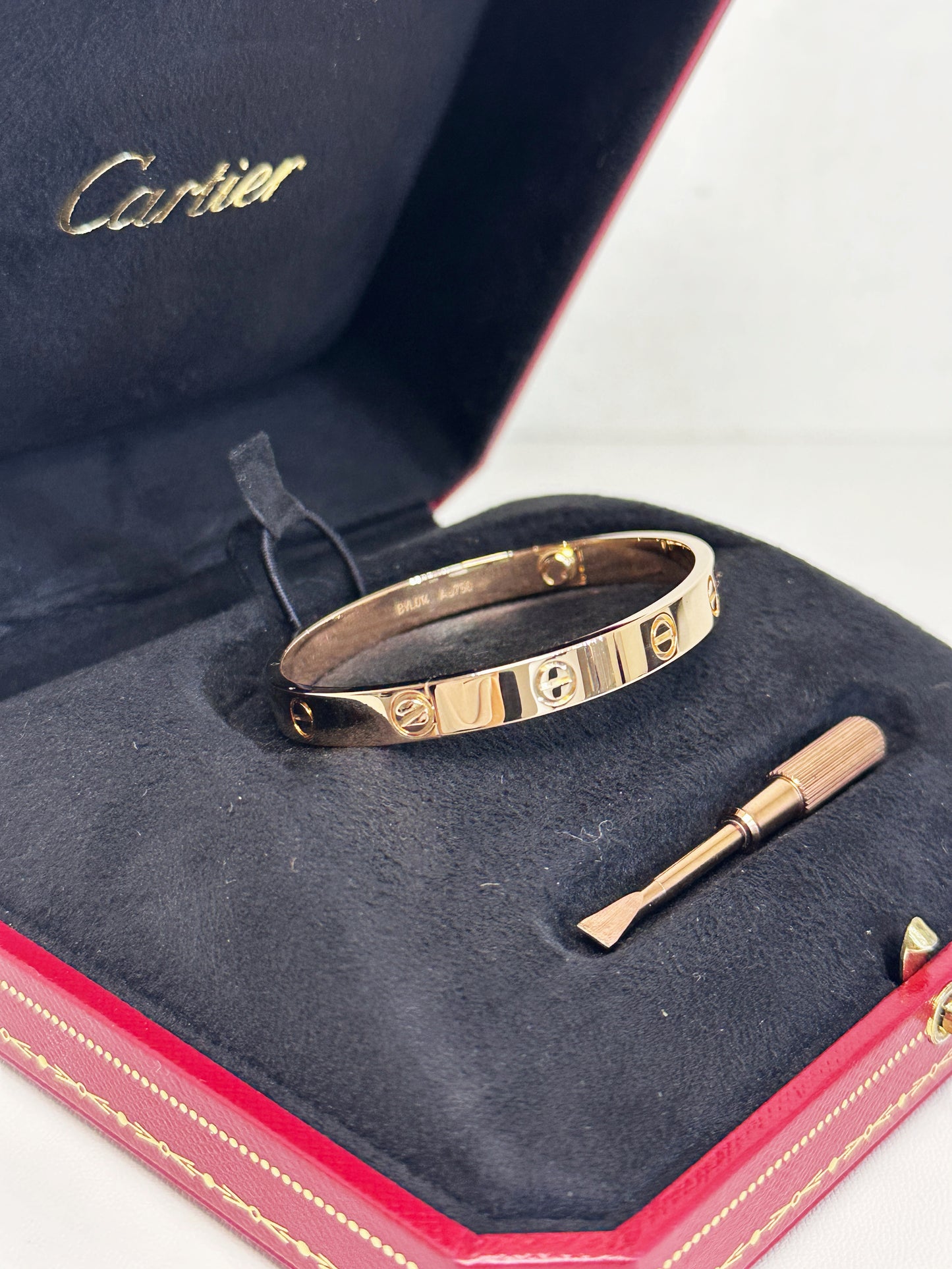 Cartier Love Bracelet Classic Model 18K Rose Gold BVLXXX