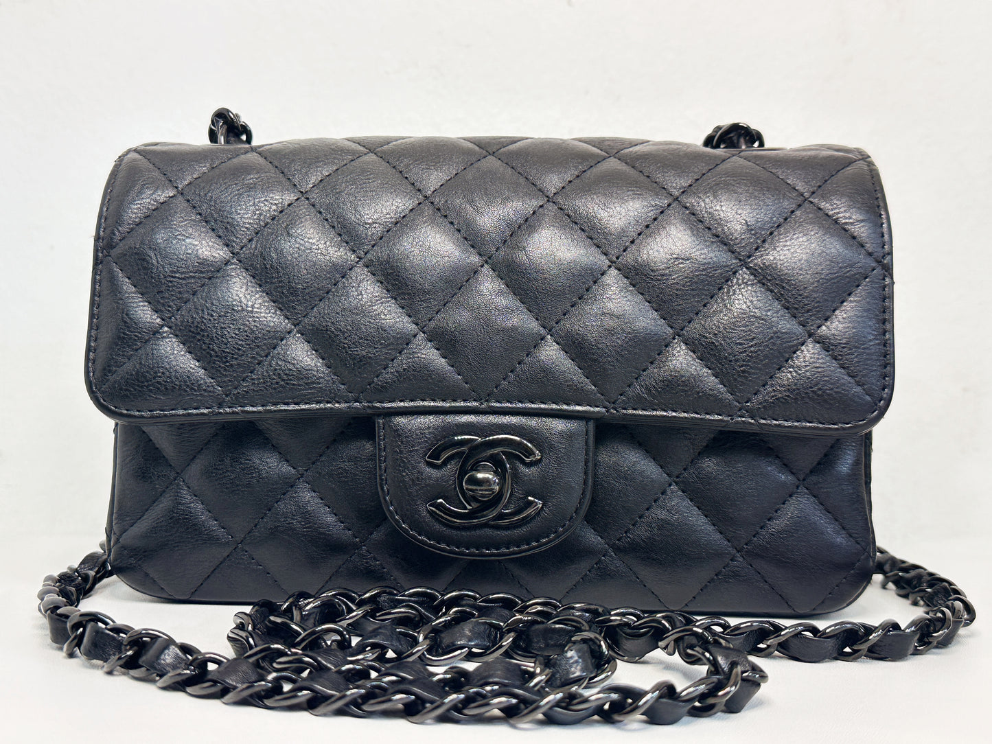 Chanel Quilted Mini Rectangular Flap So Black Crumpled Calfskin Bag 2400 holo card