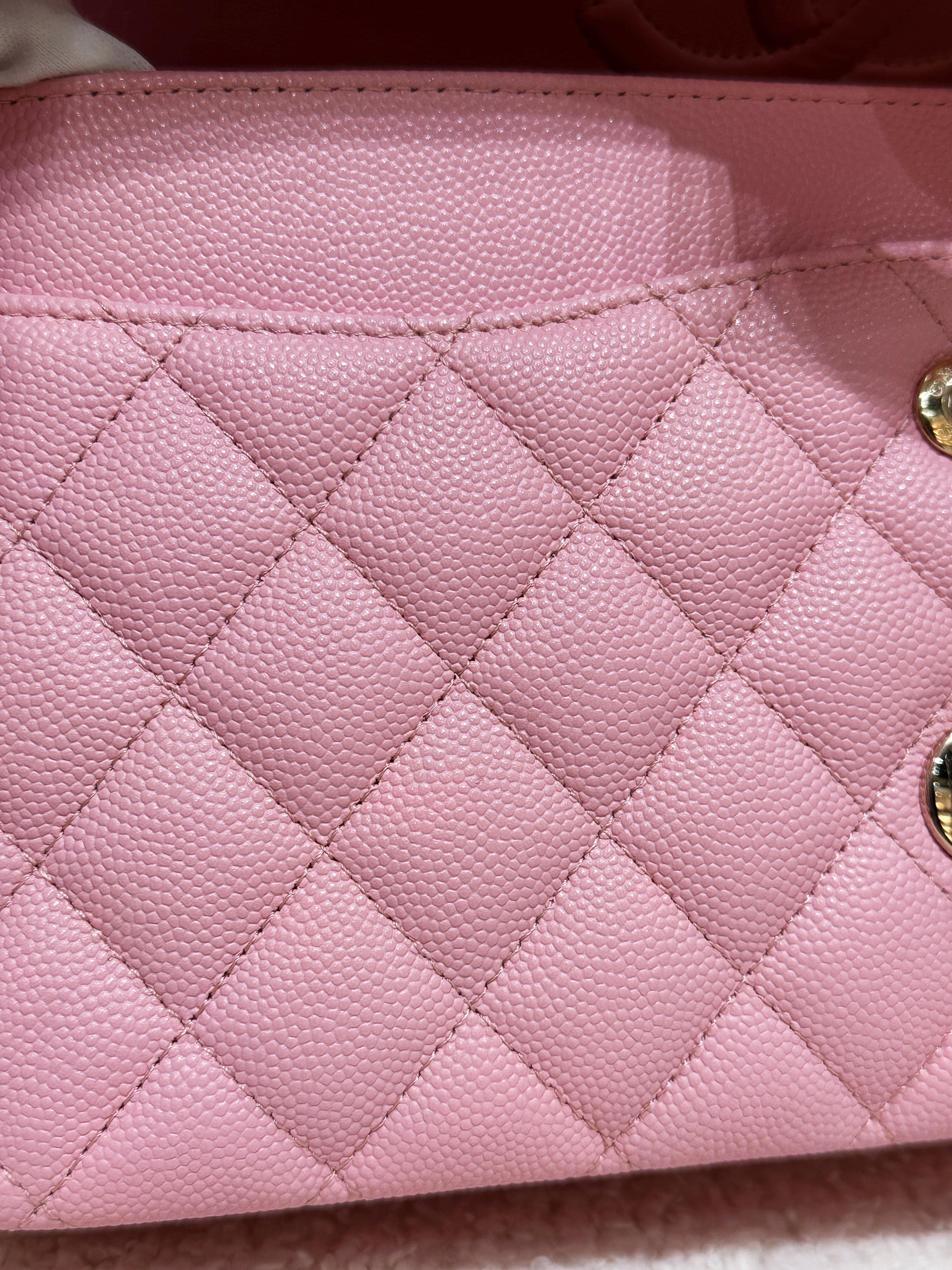 Chanel 22C Classic Quilted Medium Double Flap Bag Sakura Pink AKHX microchip