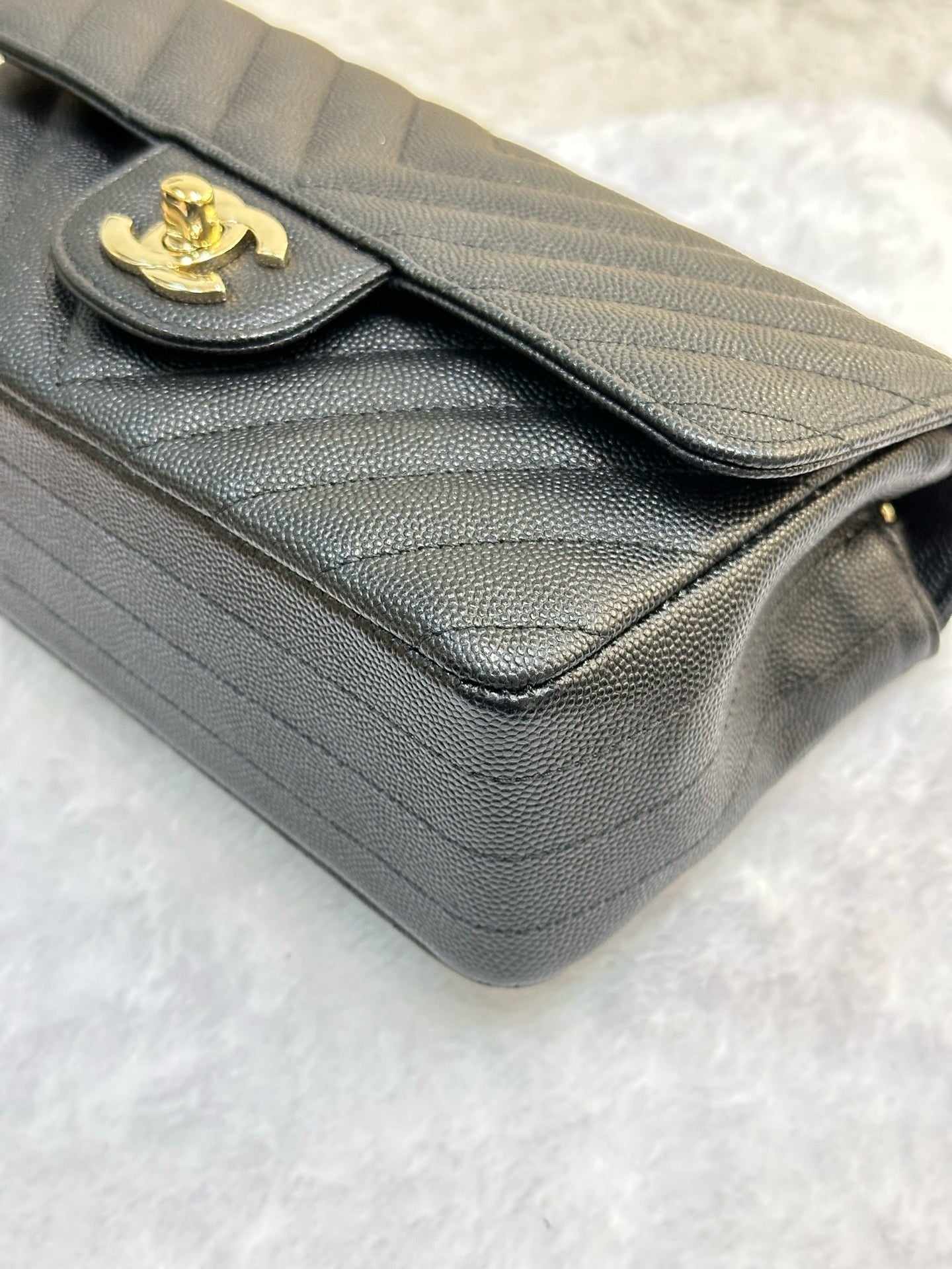 Chanel Mini Chevron Caviar Flap Bag Black GHW