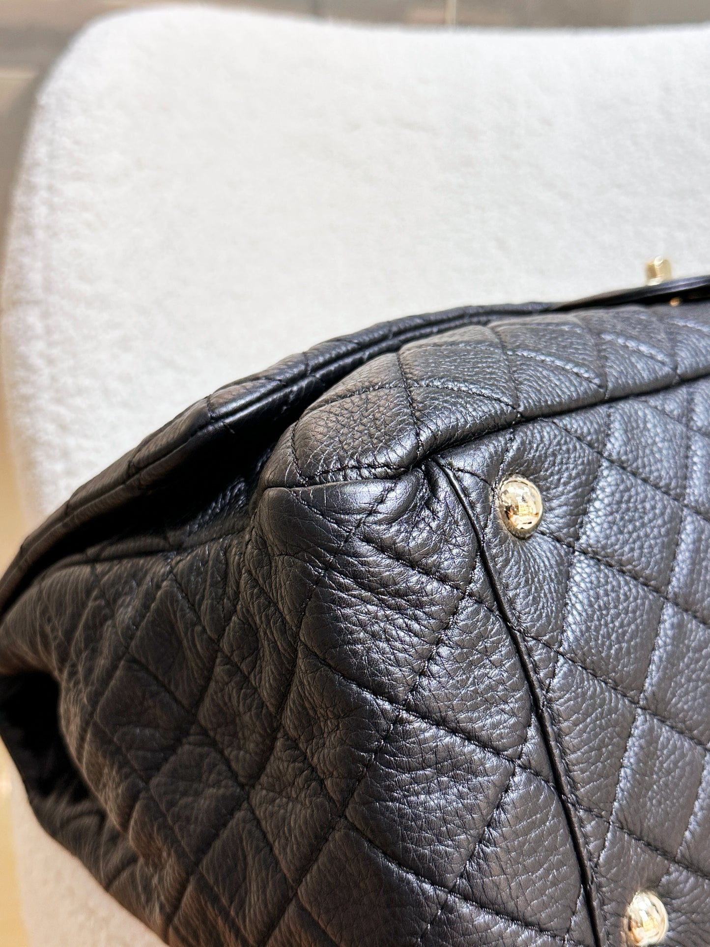 Chanel 2017 Calfskin Quilted XXL Travel Flap shoulder bag Black GHW 2354 holo card