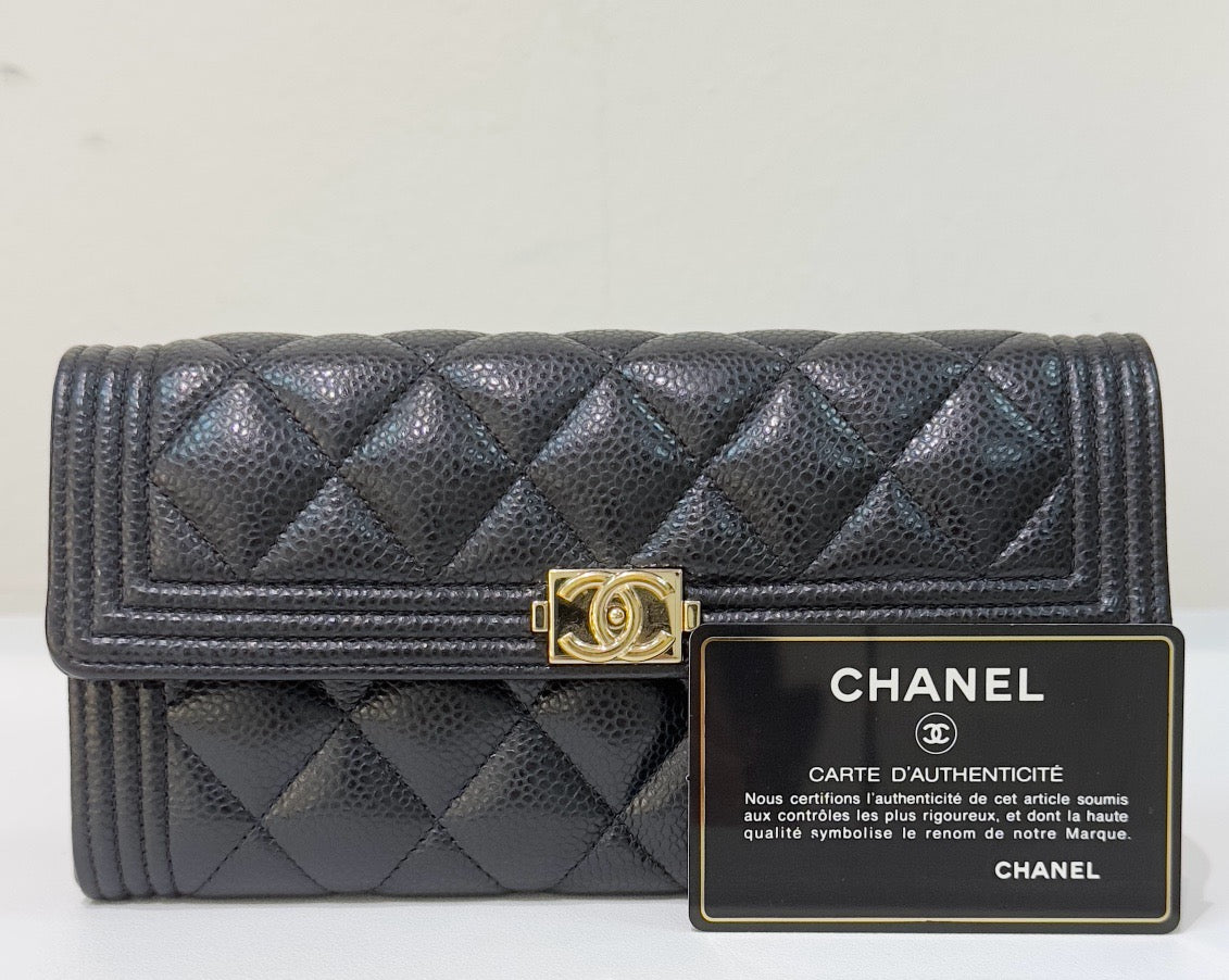 CHANEL LeBoy Flap Wallet Quilted Caviar Black