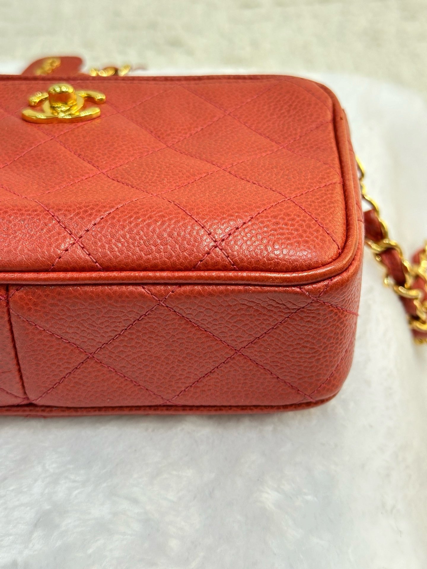 Chanel Caviar Quilted Camera Case Red