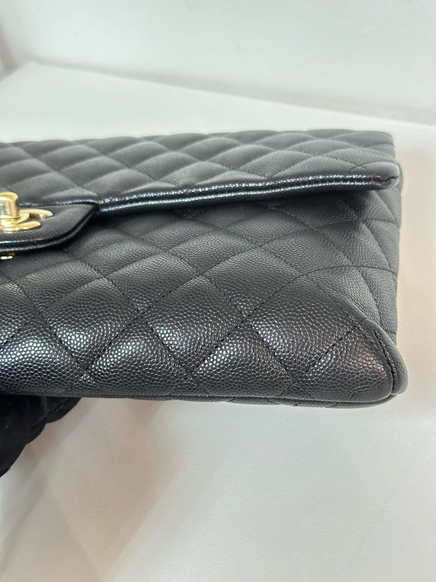 Chanel Quilted Caviar Classic Clutch GHW Black 2657 holo card