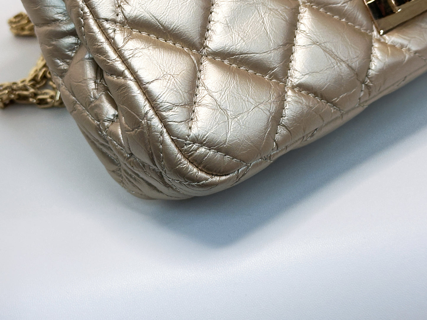 Chanel Aged Calfskin Quilted 2.55 Reissue Mini Hanger Flap Gold 2355 holo card
