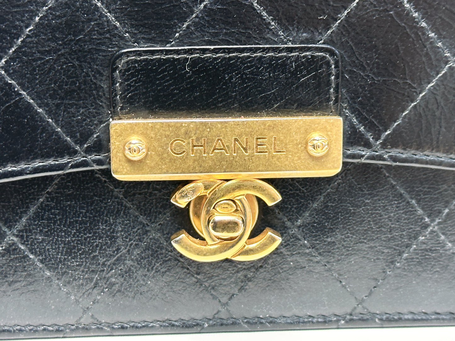 Chanel Golden Class Wallet on Chain Black 2650 holo card