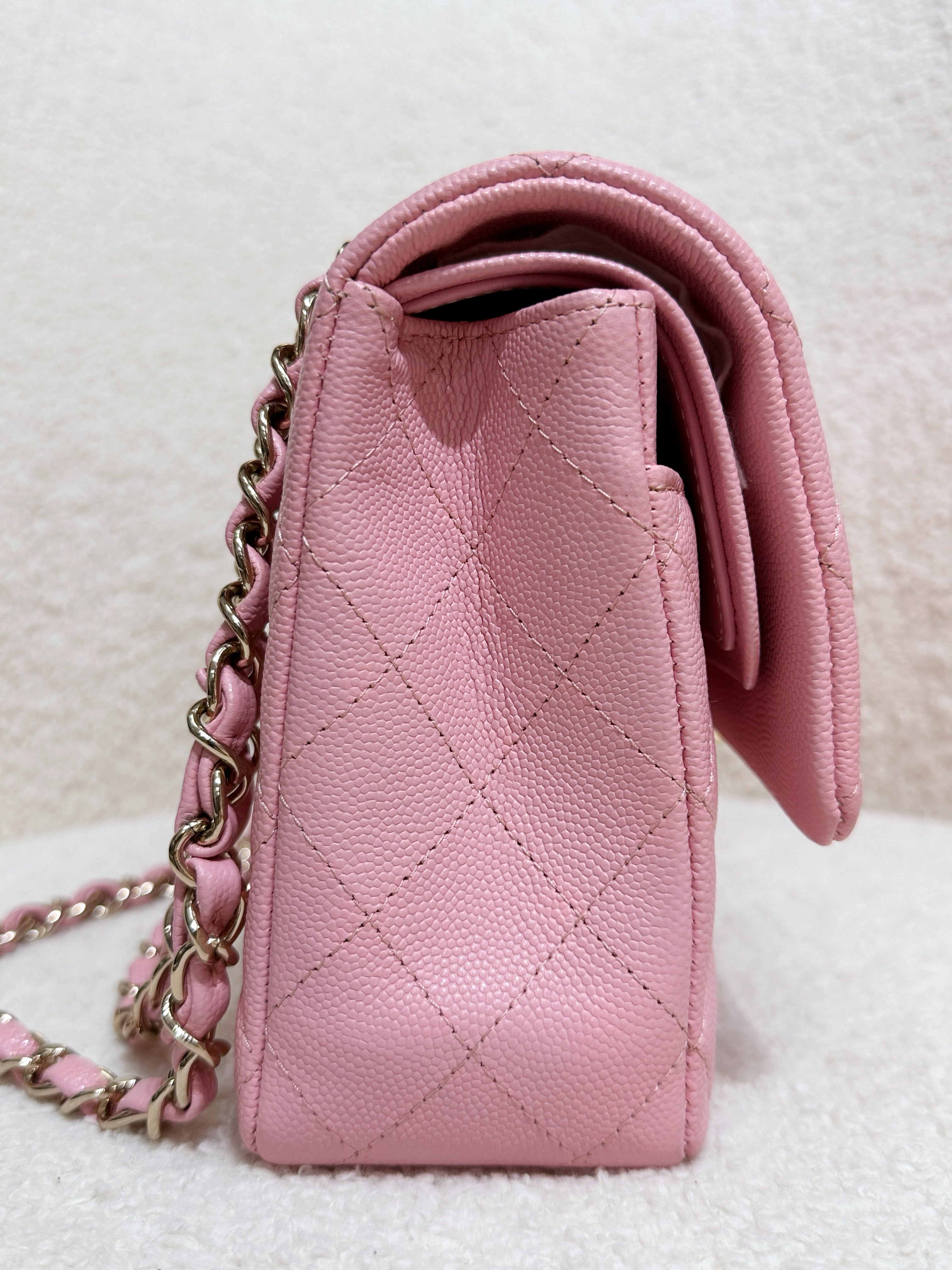 Chanel 22C Classic Quilted Medium Double Flap Bag Sakura Pink AKHX microchip
