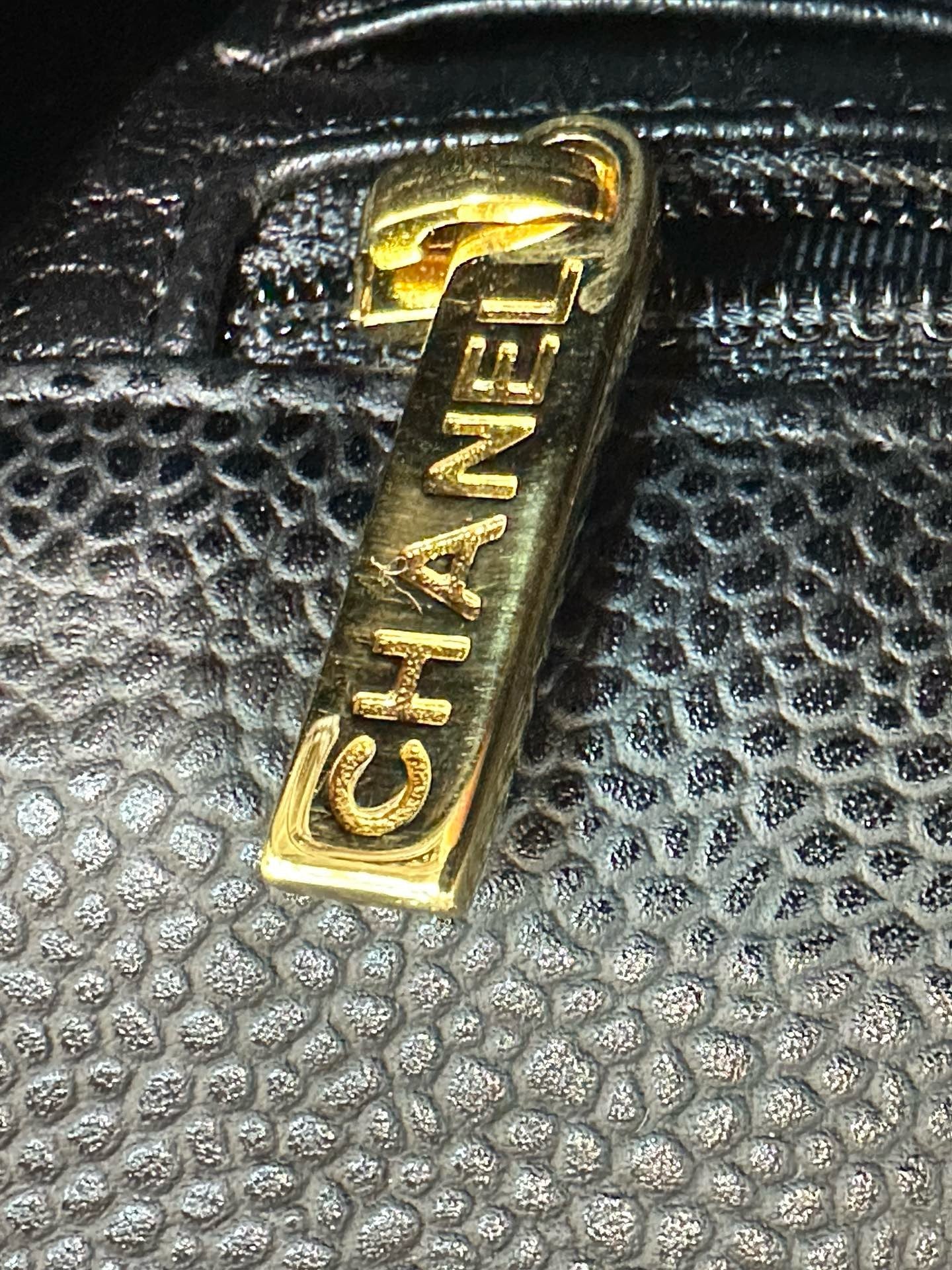 Chanel Classic Jumbo Single Flap Caviar Leather Black 1237 holo card GHW