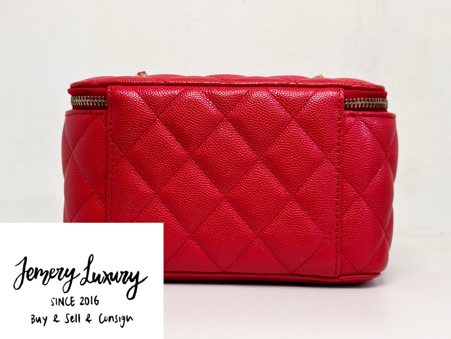 Chanel Caviar Quilted Small Vanity Case With Chain Red 3181 holo card