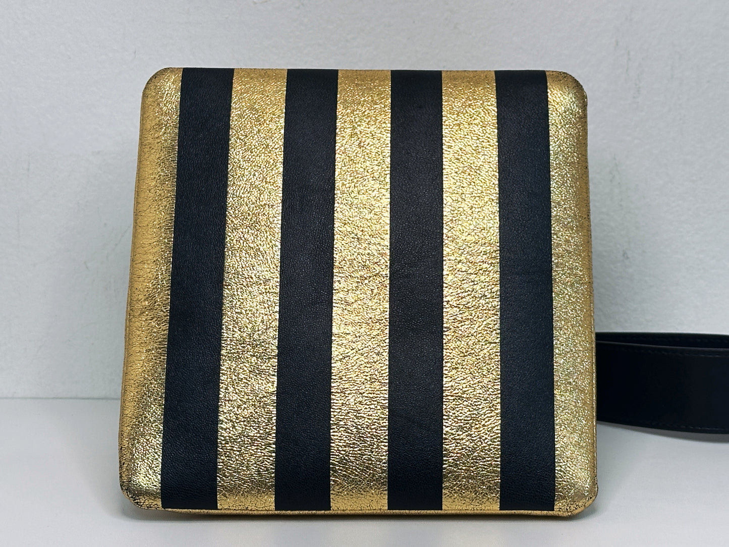 Chanel Metallic Lambskin CC Kheops Pyramid Bag Gold Black 2809 holo