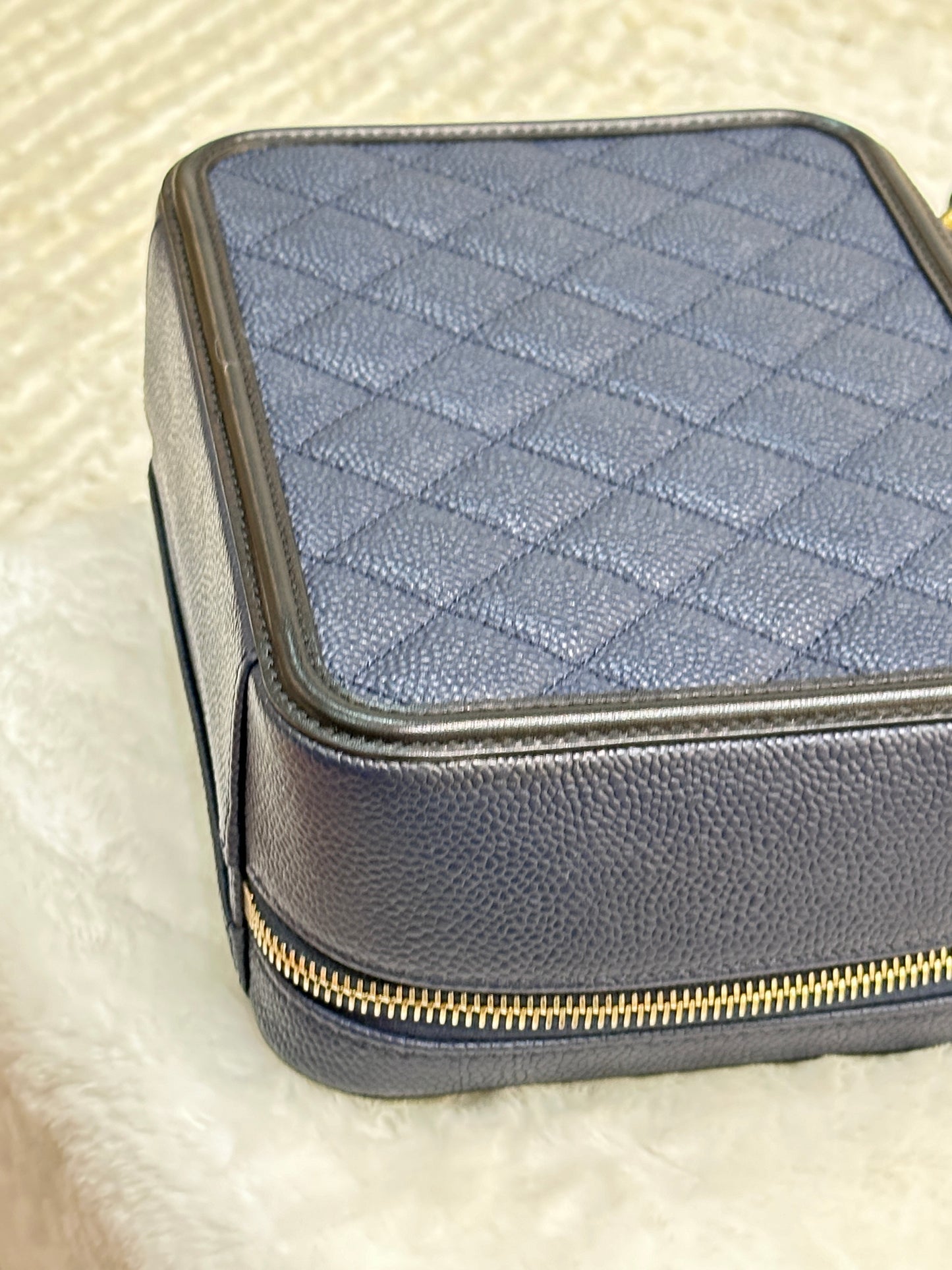 Chanel Filigree Vanity Case Quilted Caviar Medium Blue