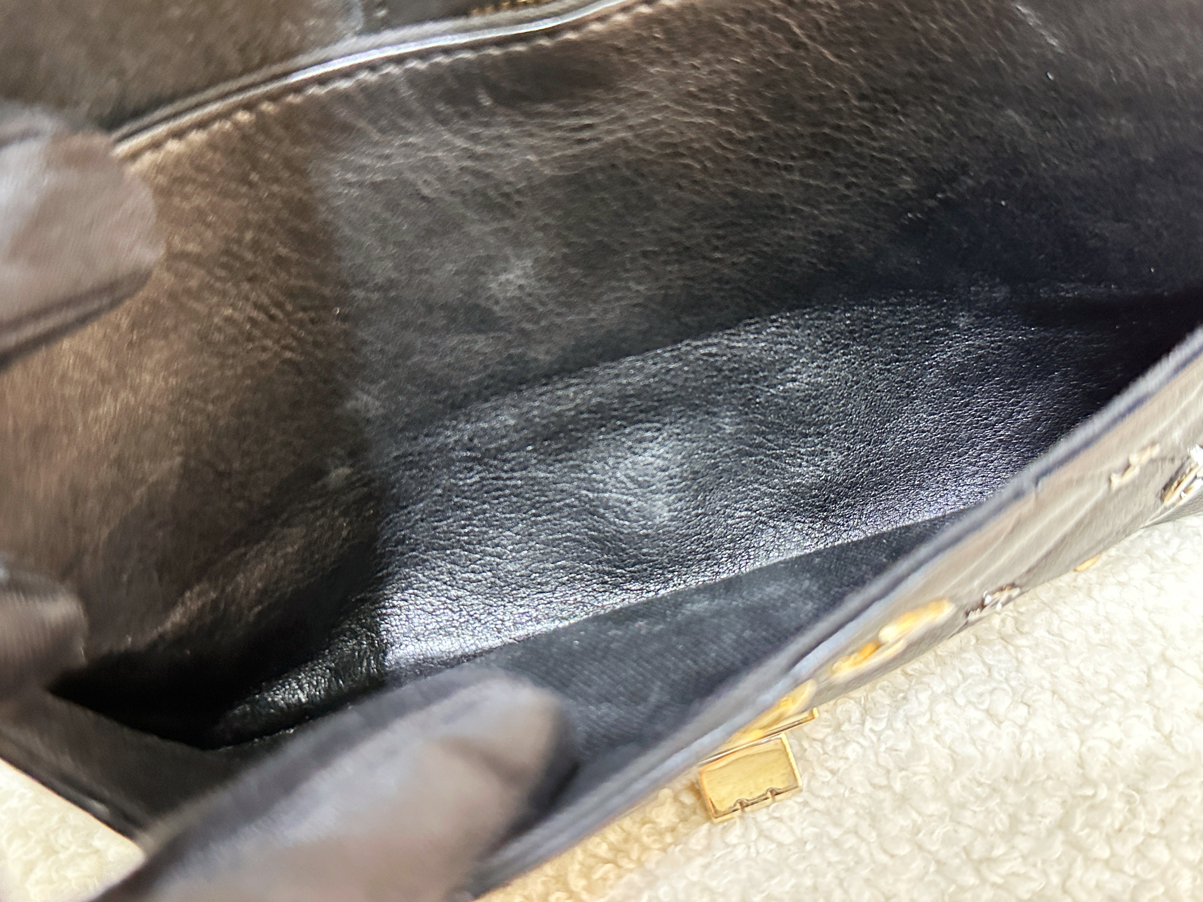 Preloved Authentic 
ChanelBlack Quilted Calfskin 2.55 Reissue 224 Punk CC Charm Flap Gold Hardware, 2007