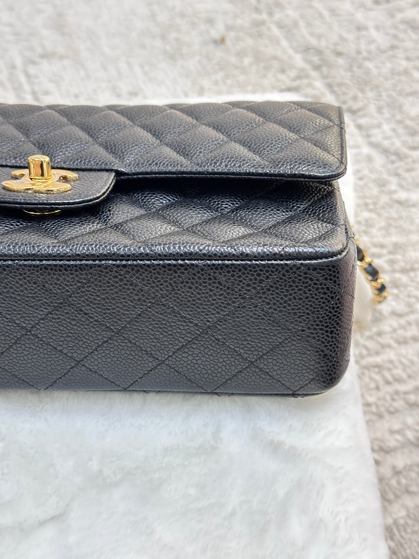 Chanel Medium Classic Caviar Double Flap Black GHW