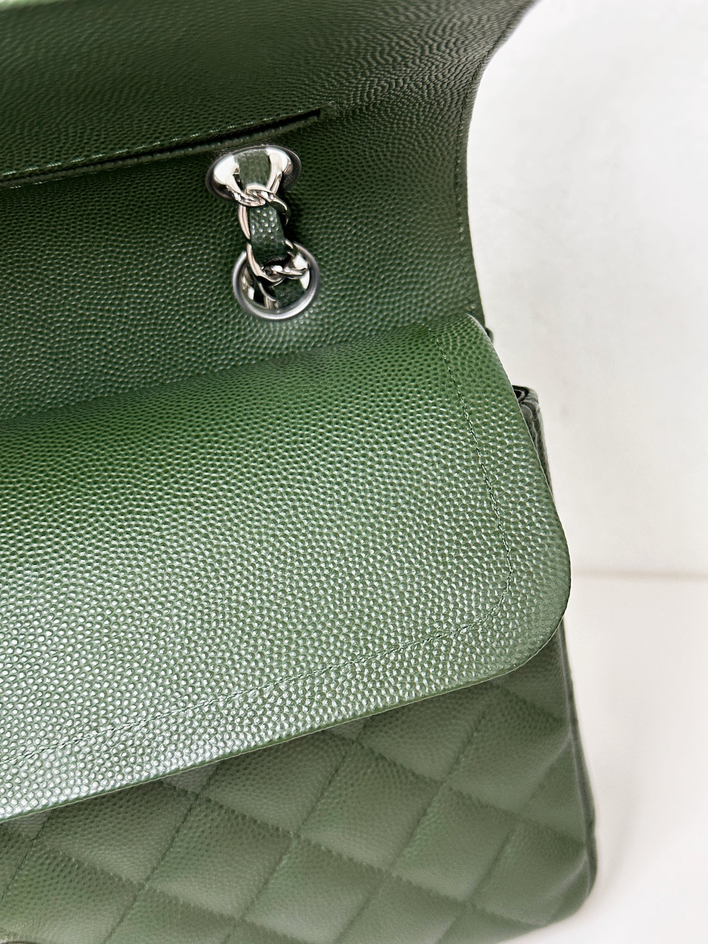 Chanel Medium Classic Quilted Double Flap Bag Green 2517 holo