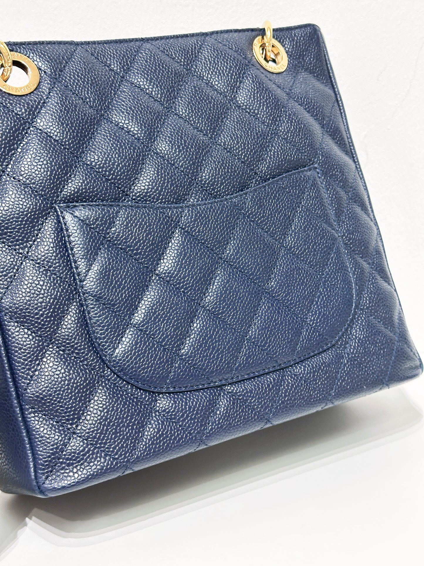 Chanel Caviar Quilted Petit Shopping Tote PST Navy Blue 1898 holo card