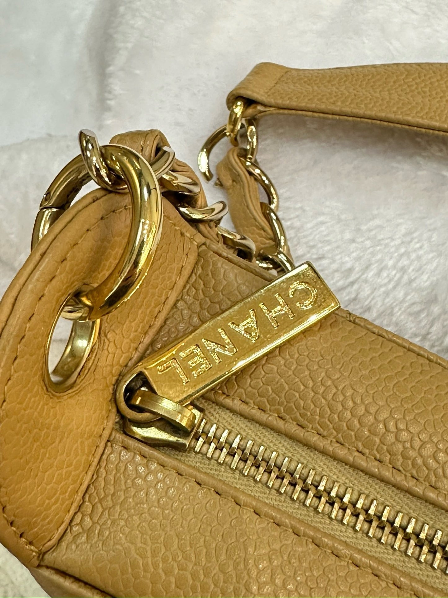 Chanel Caviar Leather Shoulder Bag Beige GHW