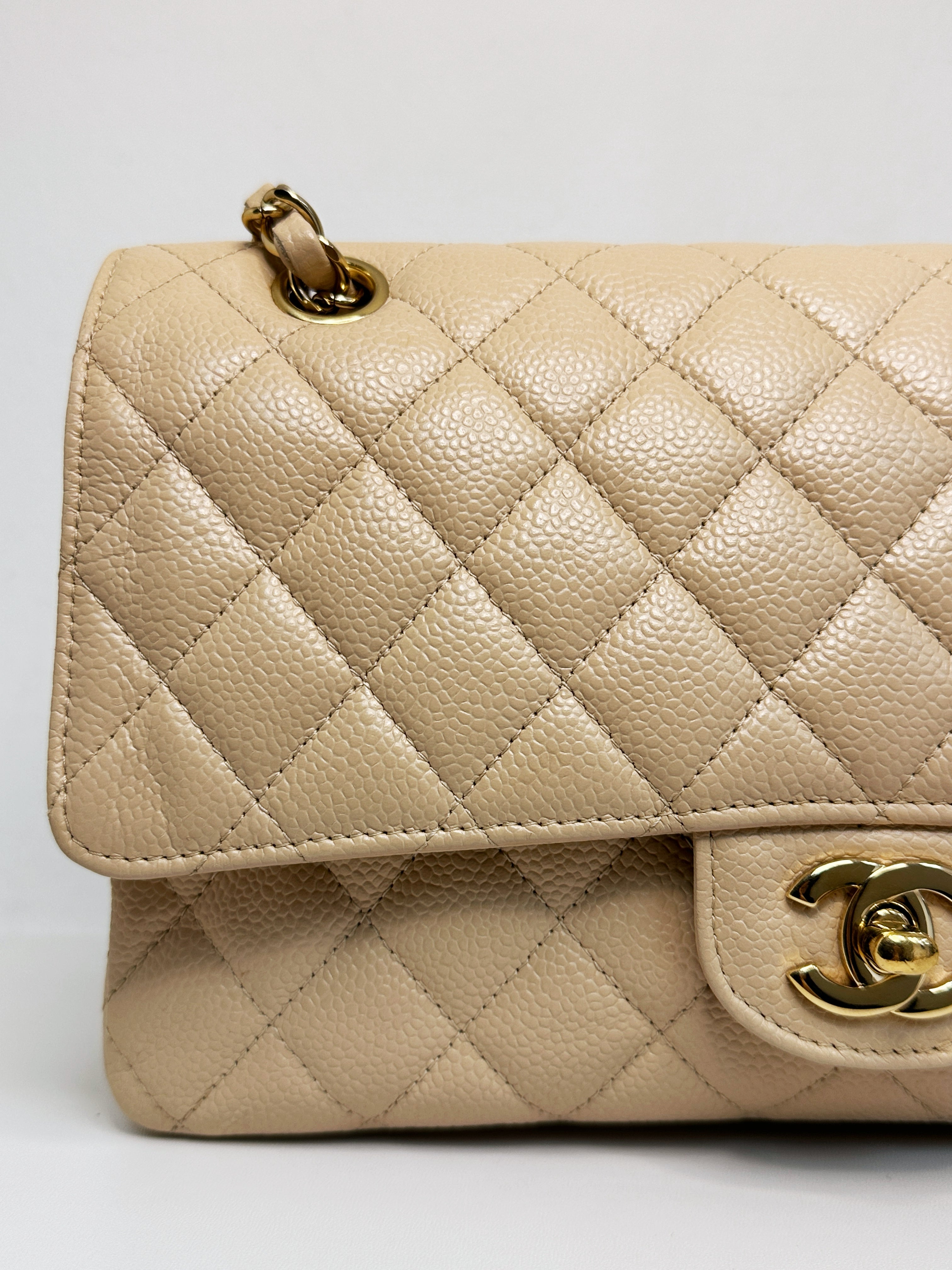 Chanel Medium Beige Classic Caviar Double Flap Bag GHW 2163 holo
