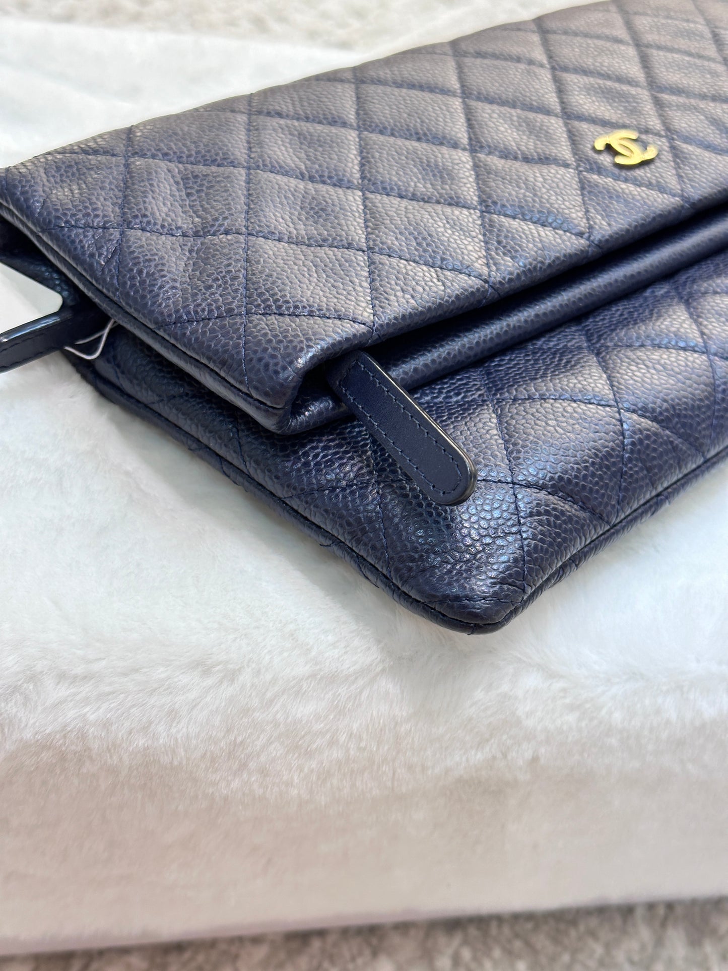 Chanel Beauty CC Clutch Quilted Caviar Blue