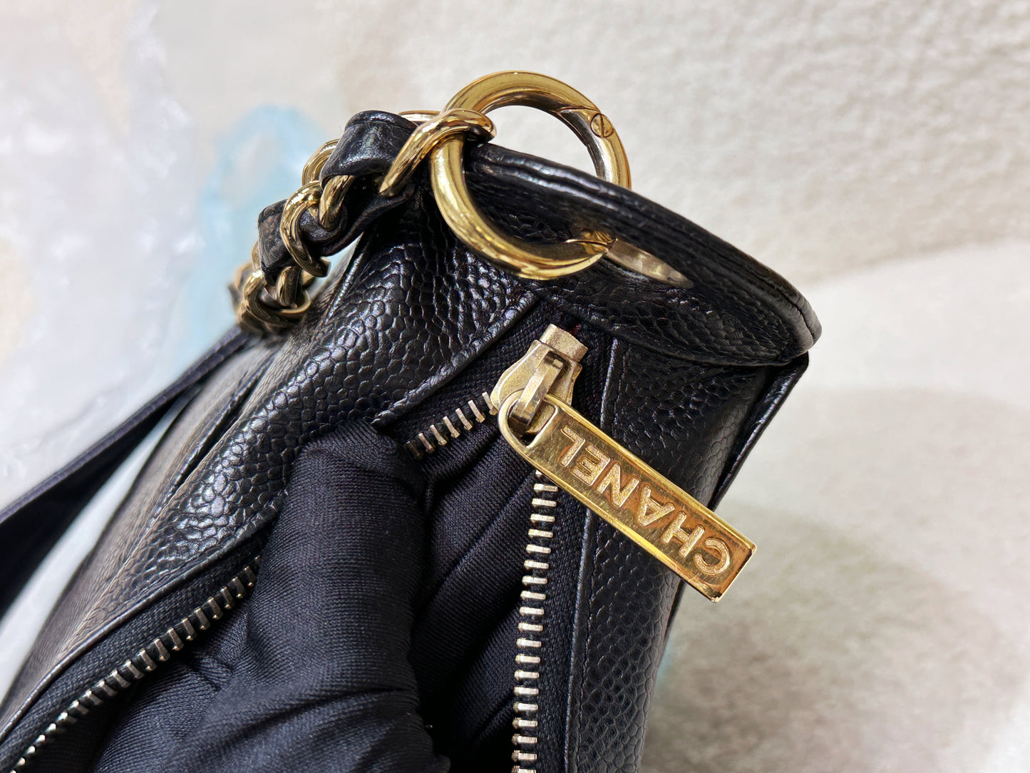 Chanel Black Quilted Caviar CC Logo Chain Shoulder Bag GHW 84 holo card