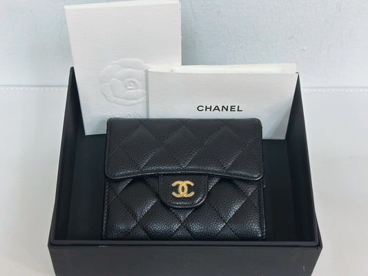 CHANEL CLASSIC TRIFOLD COMPACT IN BLACK CAVIAR GHW UPKJ holo