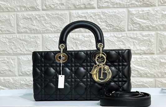 Dior Medium Lady D-Joy Bag
Black Cannage Lambskin