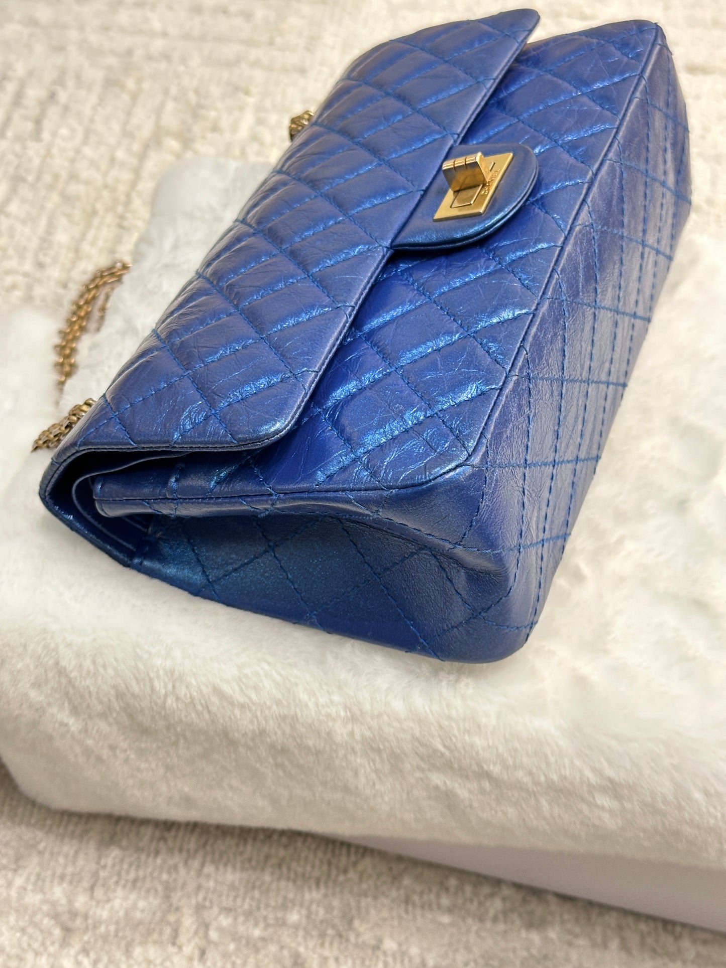 19A Chanel Iridescent Royal Electric Blue 2.55 225 Medium Reissue Flap Bag