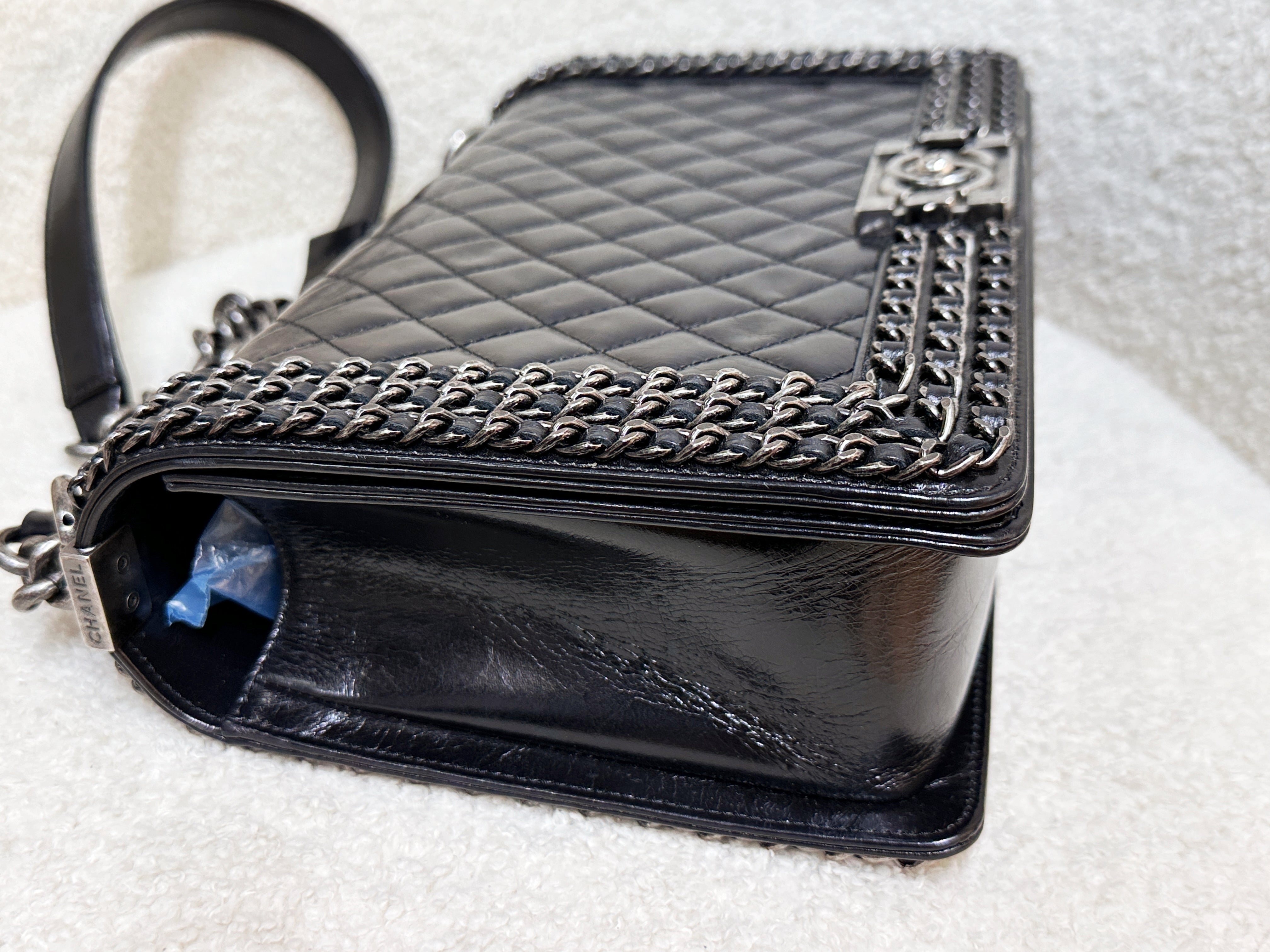 Chanel Boy Black Leather Chain Shoulder Bag 2099 holo card