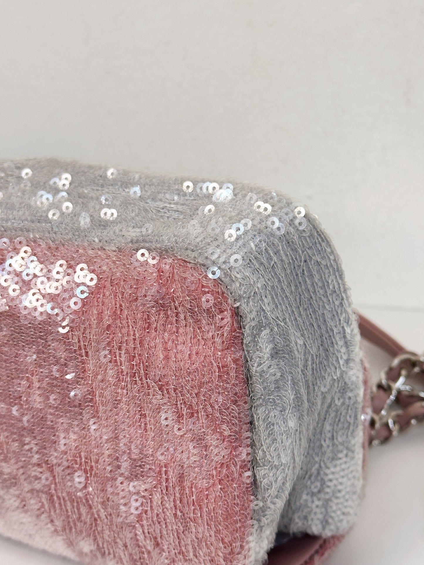 Chanel 18S Sequin Mini Waterfall Flap Pink Blue Yellow 2557 holo card