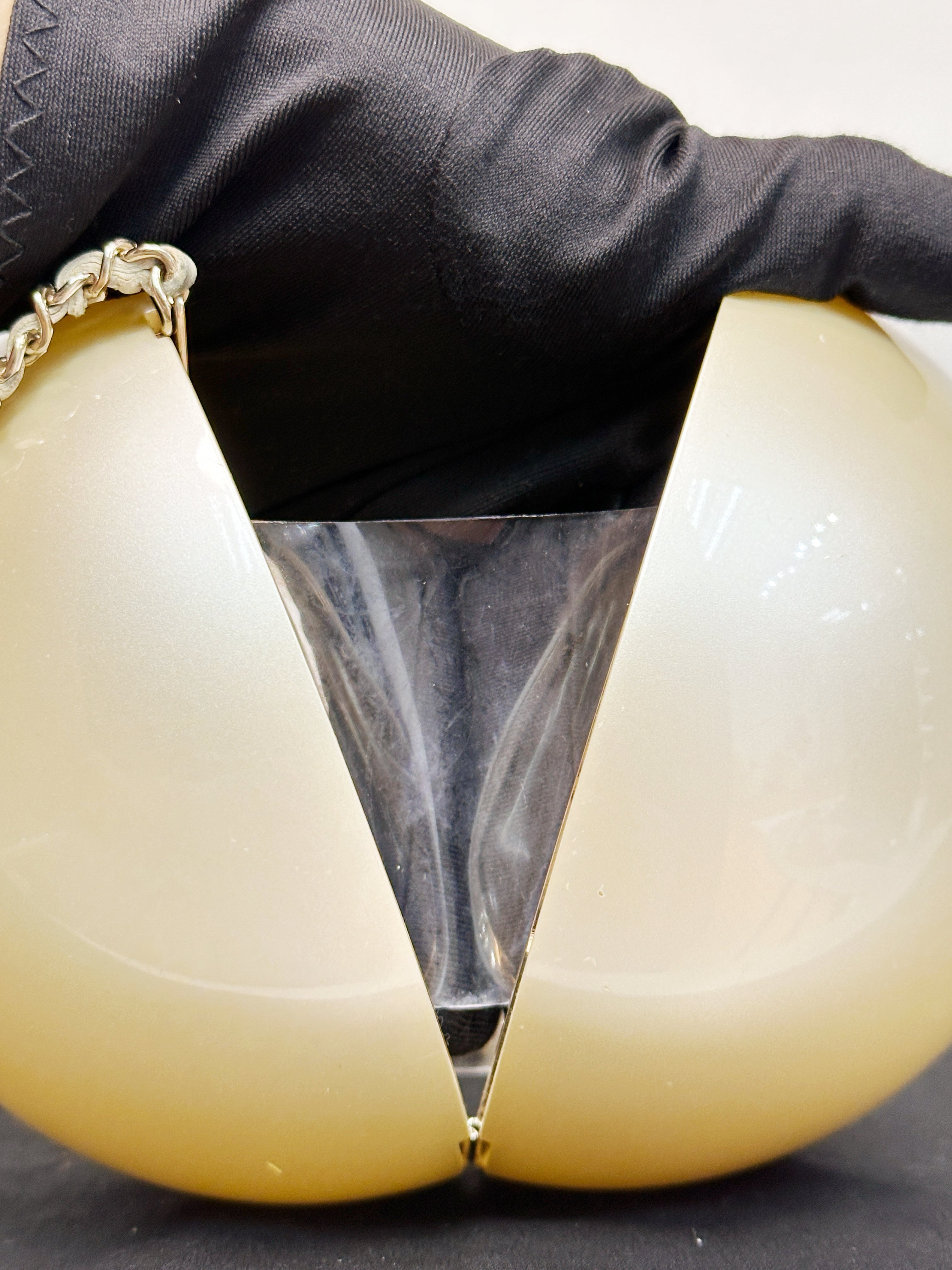 Chanel 15C Round Pearl Plexiglass Minaudiere