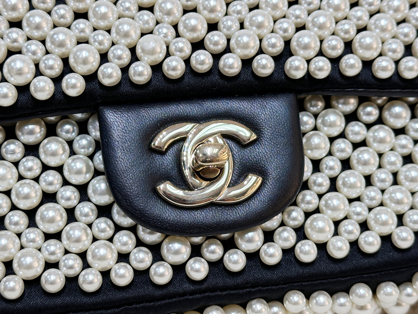 Chanel 19S Pearl On Flap Mini Rectangular Bag LGHW 2750 holo card