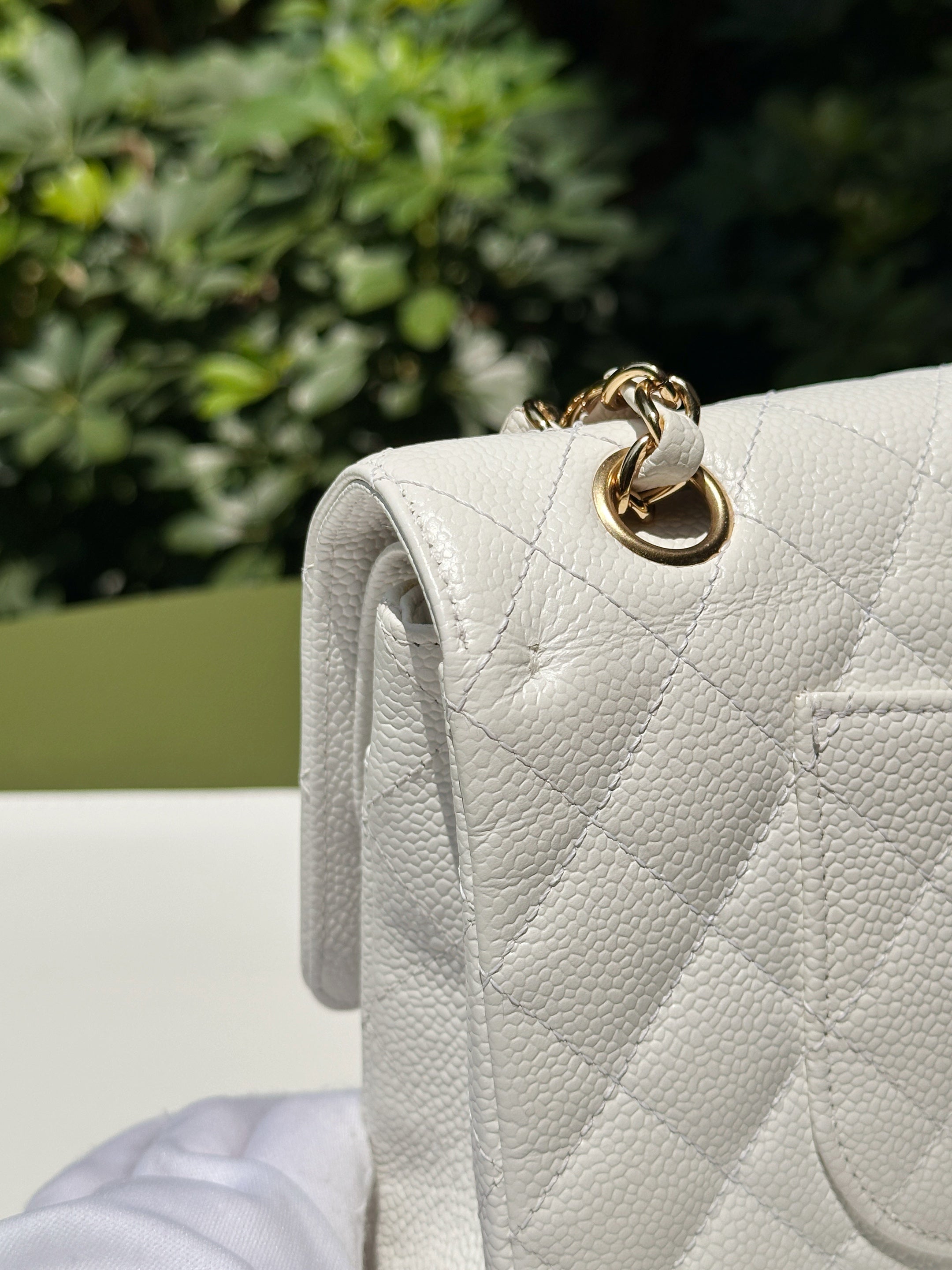 Chanel White Caviar Medium Classic Double Flap Bag 1350 holo