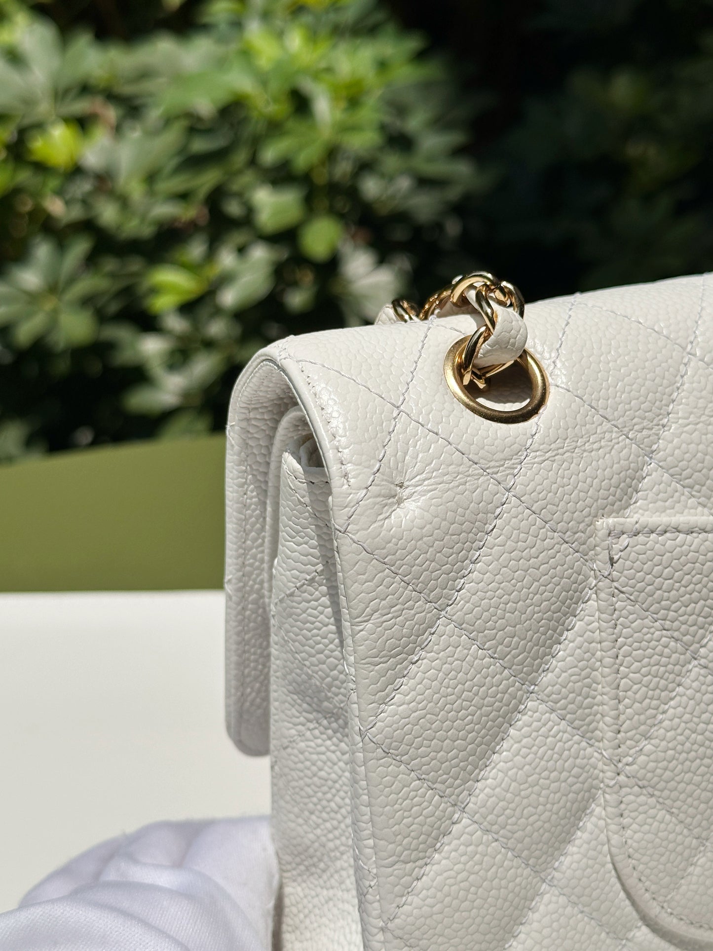 Chanel White Caviar Medium Classic Double Flap Bag 1350 holo