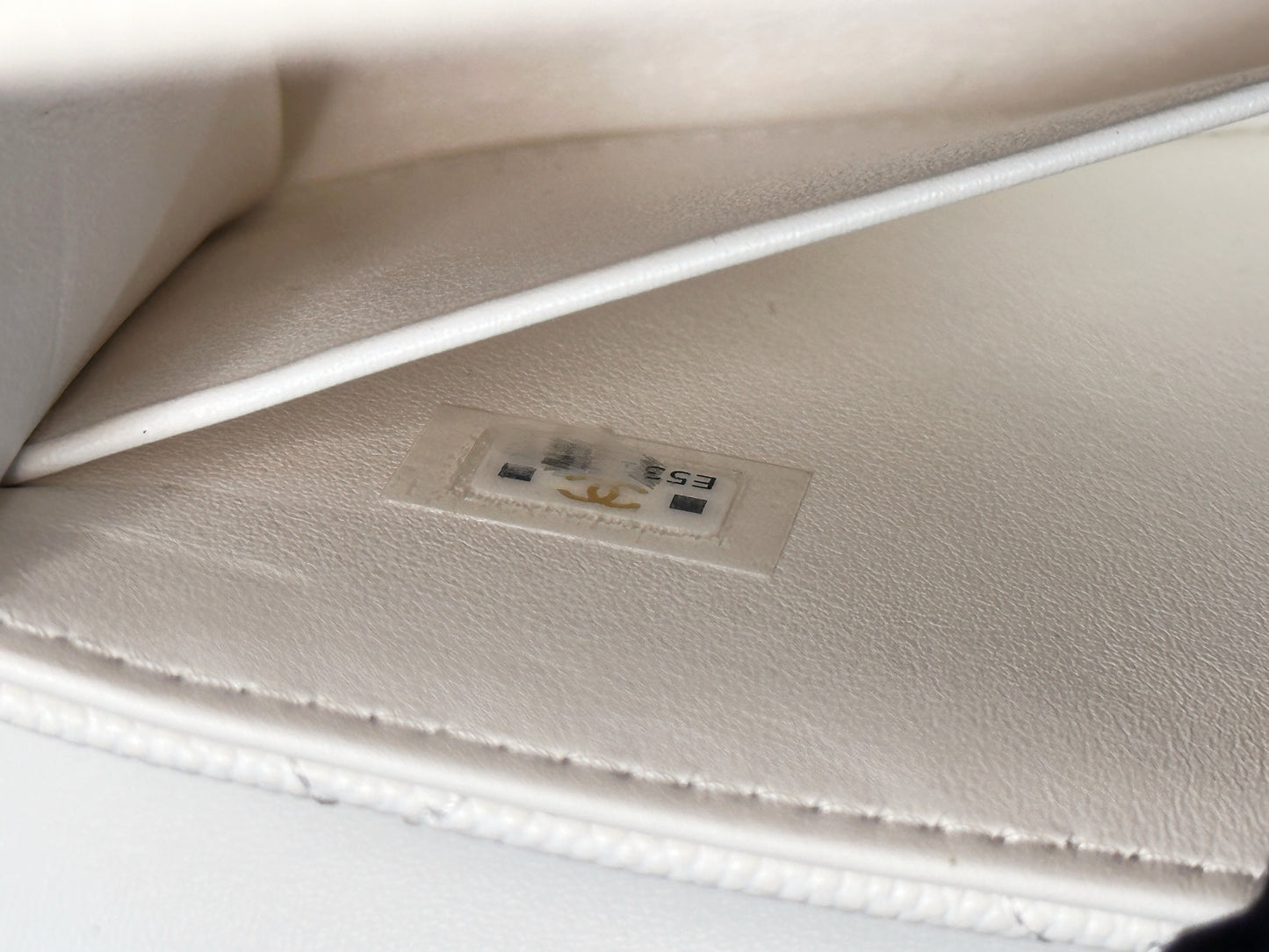 Chanel 23P Top Handle Kelly Clutch with Chain in White Caviar GHW