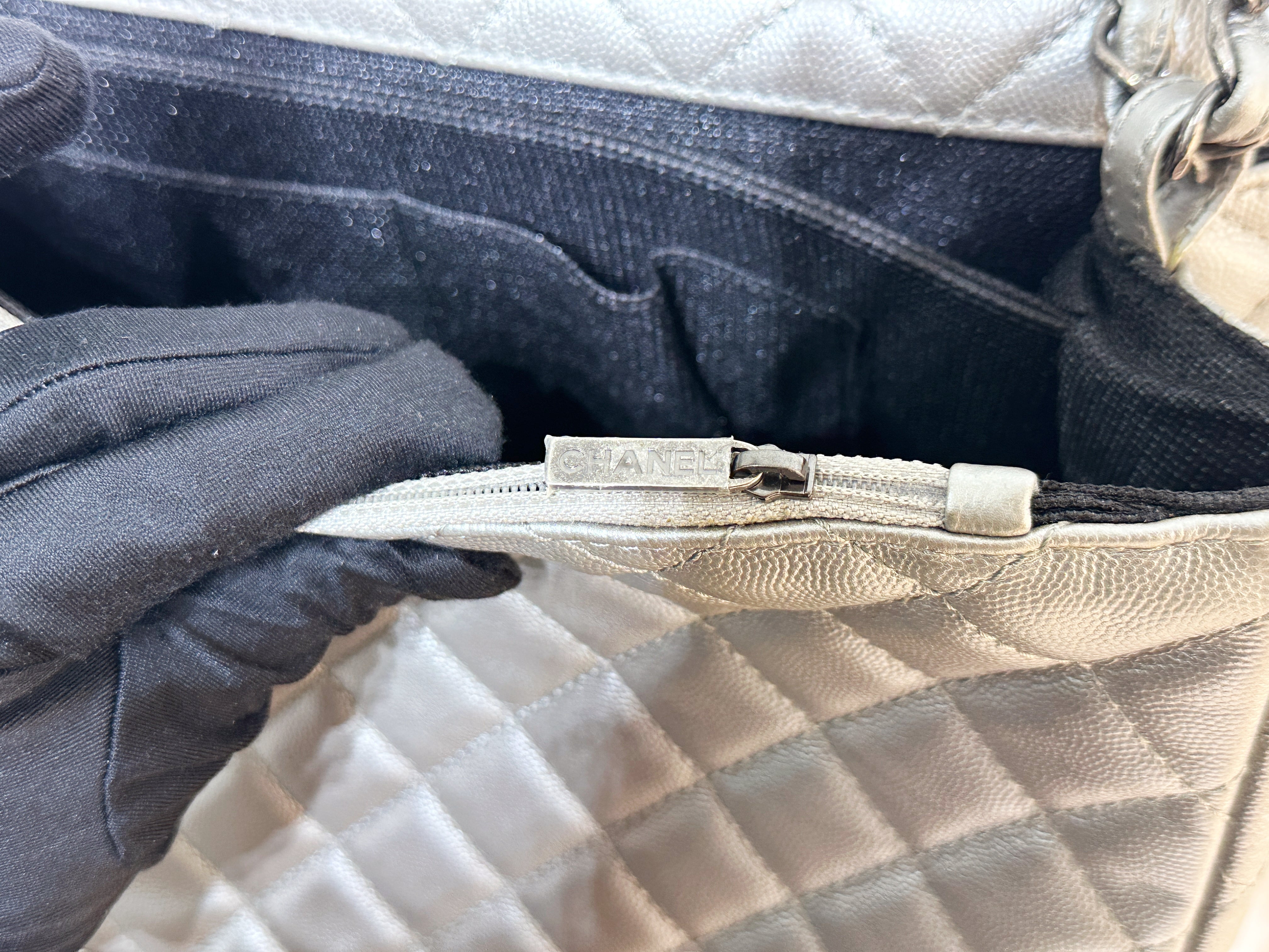 Chanel 2017 Caviar Classic Quilted XXL Travel Flap shoulder bag Metallic Silver SHW 2257 holo card