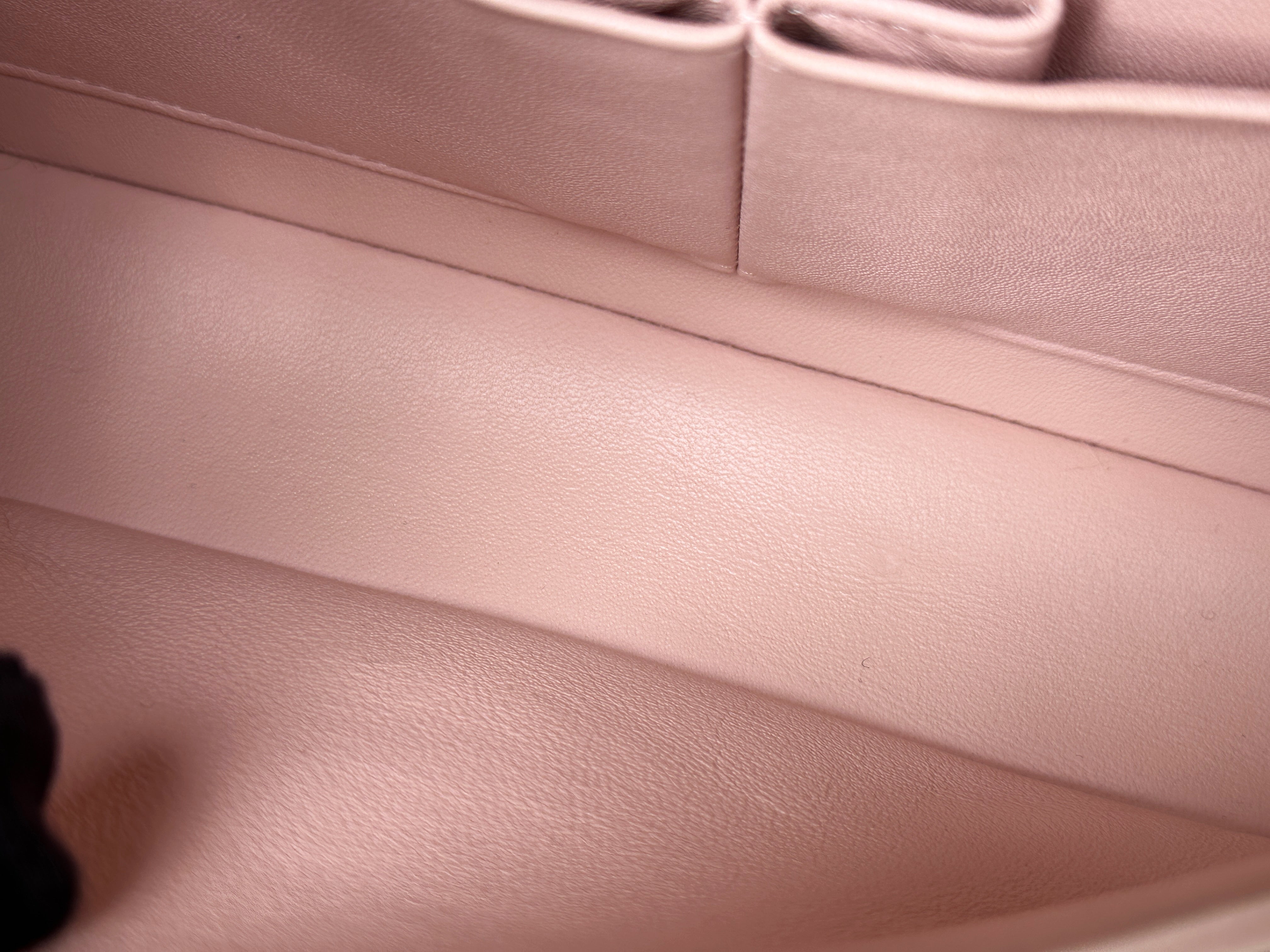 Chanel Medium Caviar Quilted Double Flap Light Pink 21ＣOutside