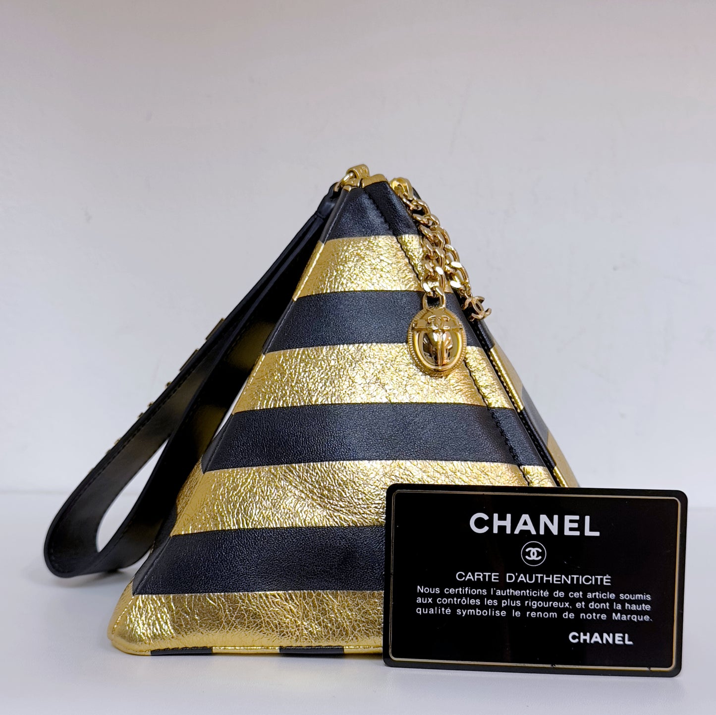 Chanel Metallic Lambskin CC Kheops Pyramid Bag Gold Black 2819 holo card