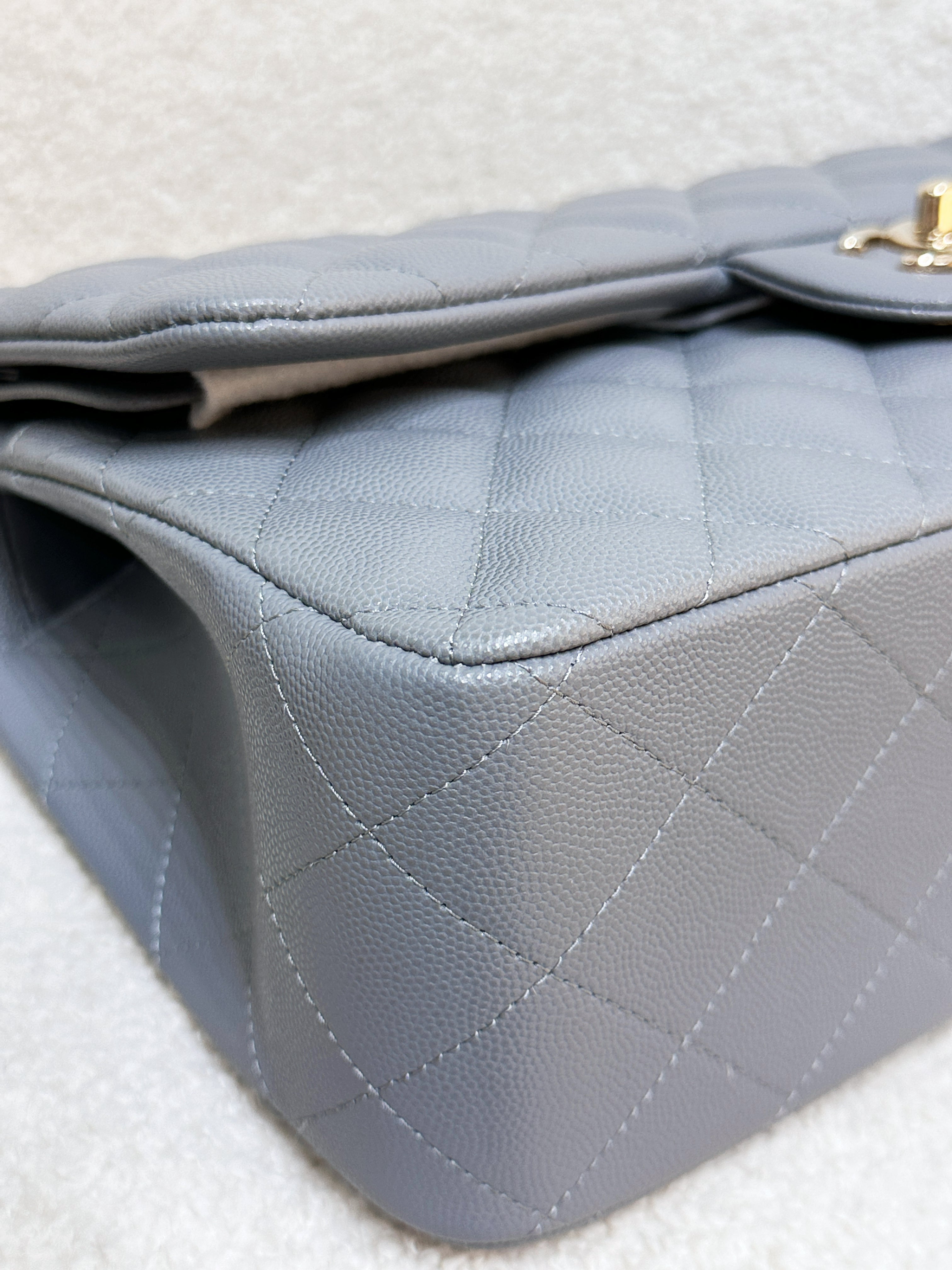 Chanel Jumbo Caviar Classic Quilted Double Flap Bag Light Grey LGHW 2910 holo card