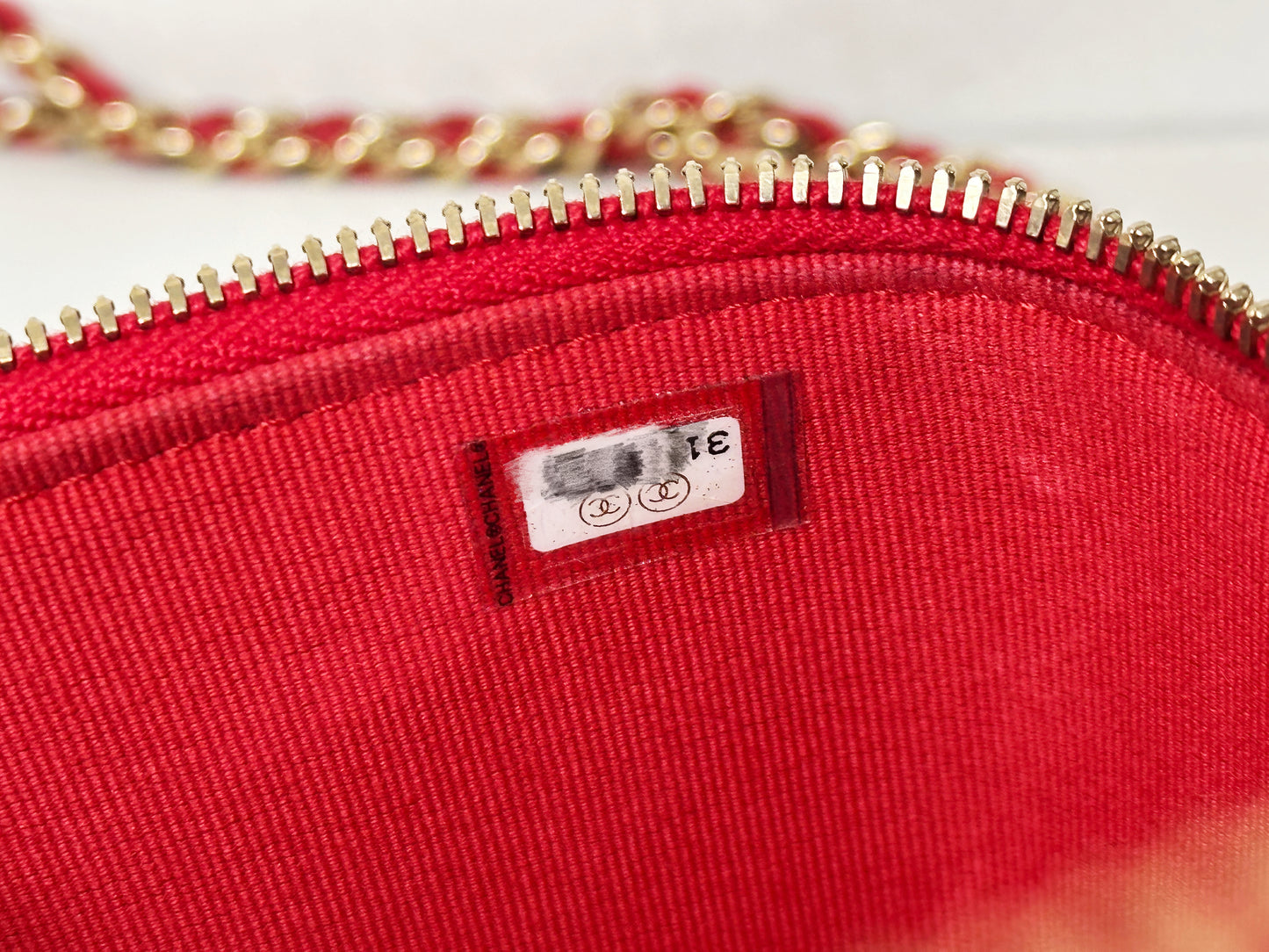 Chanel Caviar Quilted Small Vanity Case With Chain Red 3181 holo card