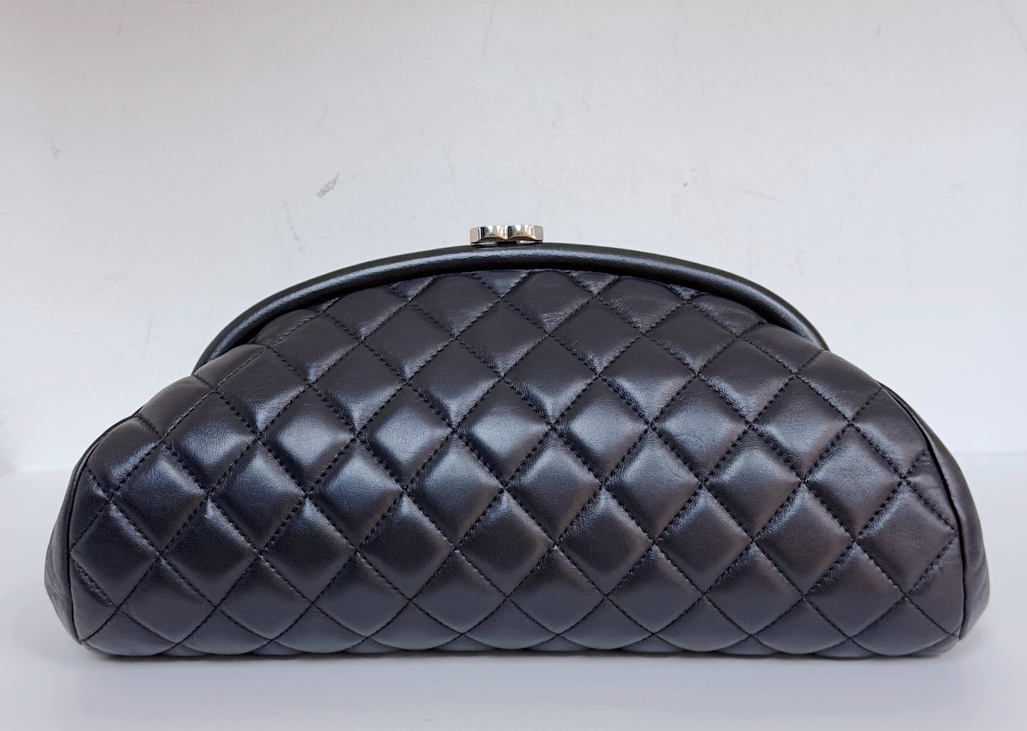 Chanel Quilted Timeless Kisslock Clutch Black Lambskin SHW 1577 holo